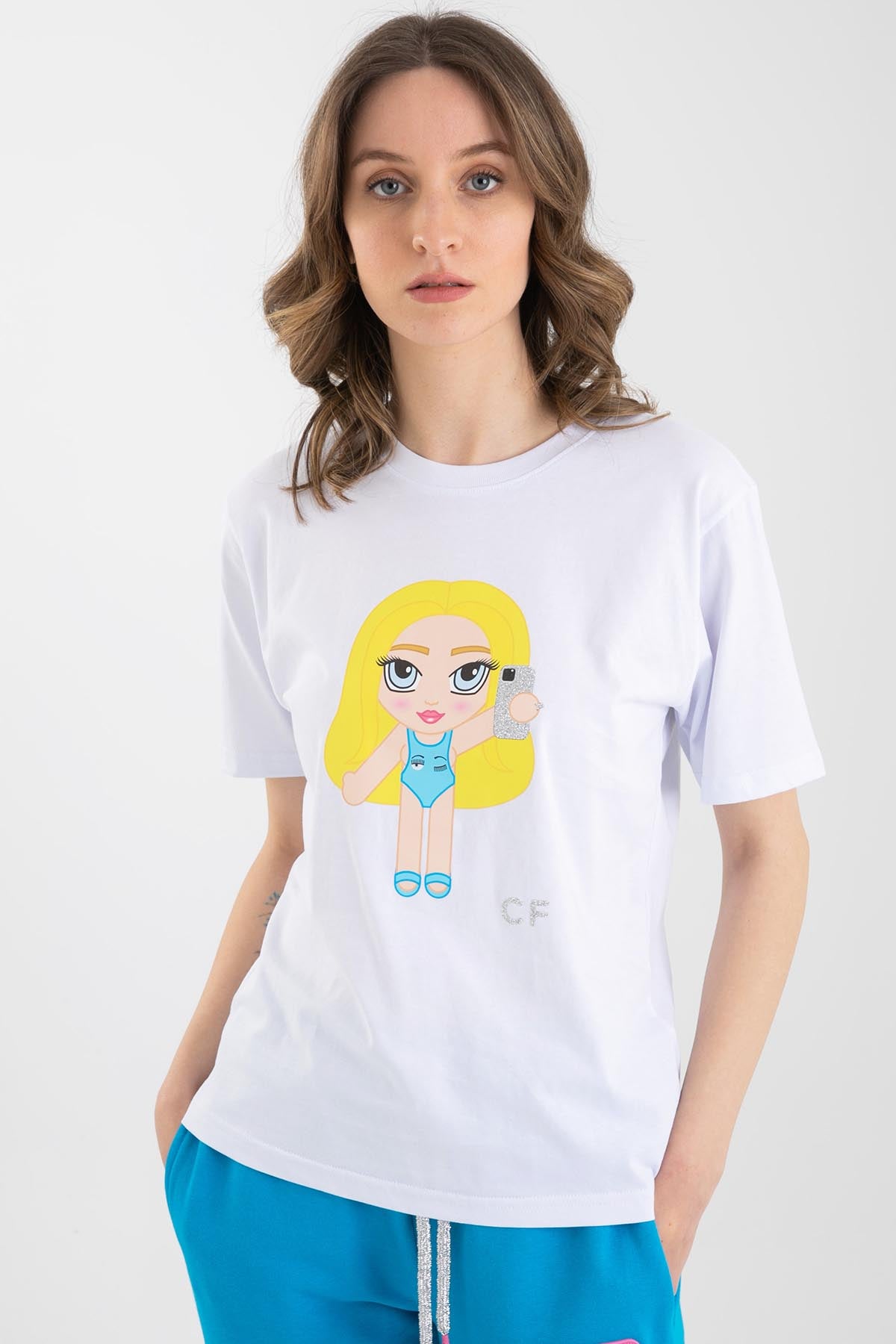 Chiara Ferragni Emoji Baskılı T-shirt-Libas Trendy Fashion Store