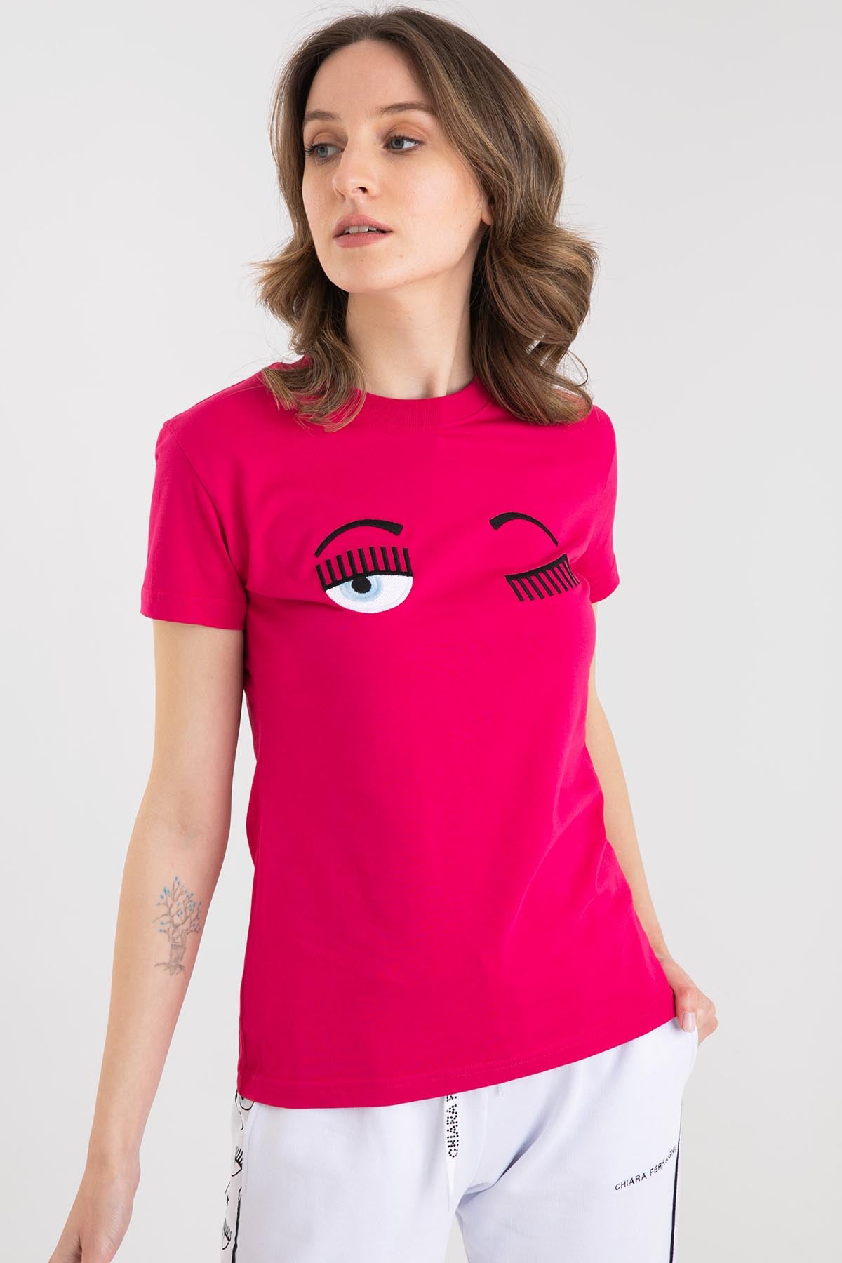 Chiara Ferragni Winking Eye T-shirt-Libas Trendy Fashion Store