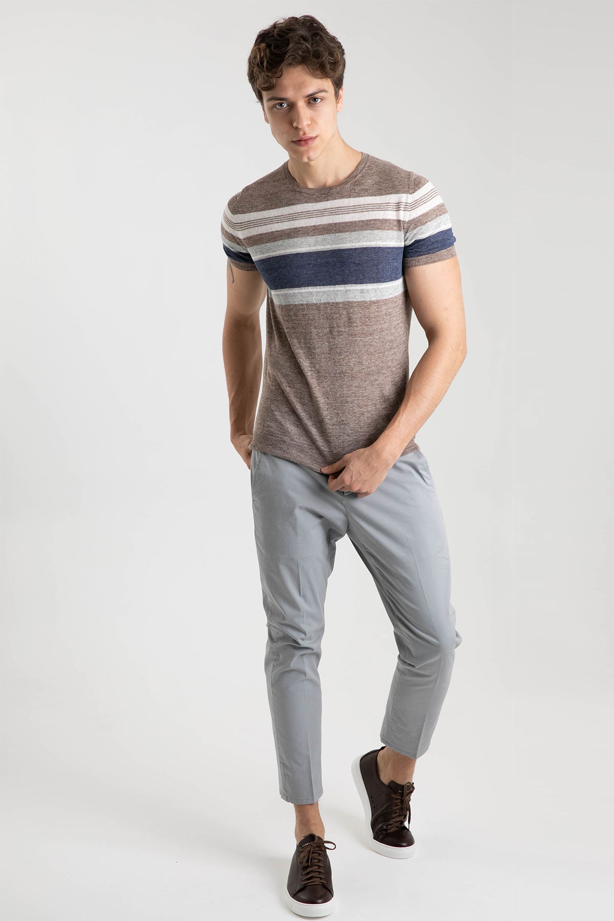 Gran Sasso Yuvarlak Yaka Keten T-shirt-Libas Trendy Fashion Store