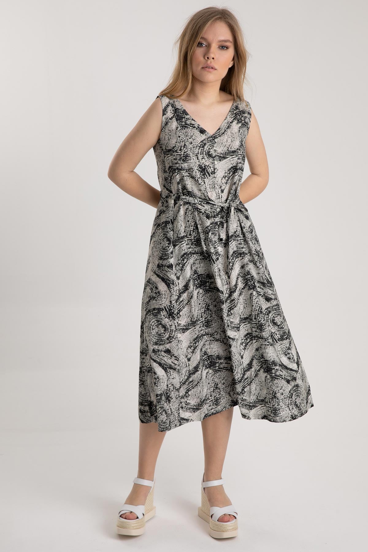 Tonet V Yaka Belden Kuşaklı Midi Elbise-Libas Trendy Fashion Store