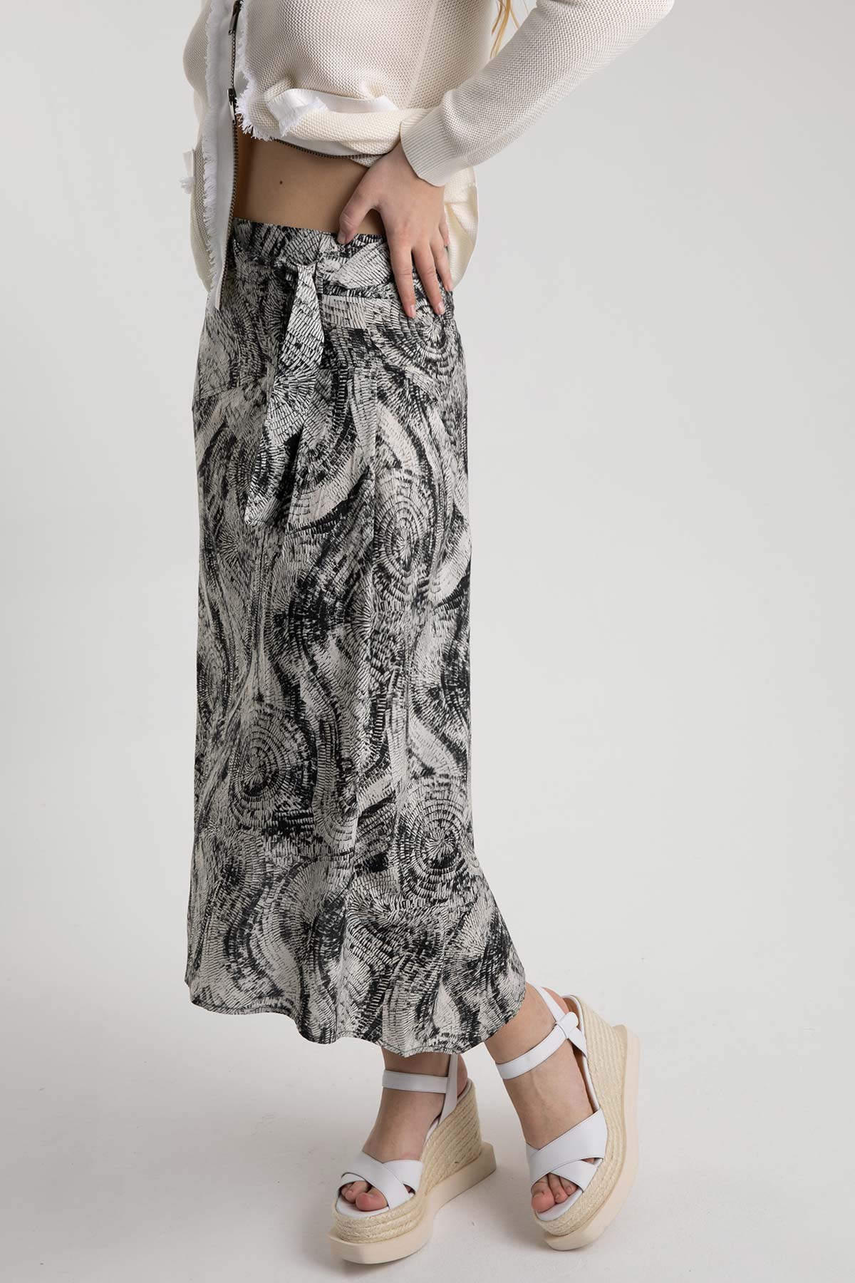 Tonet Belden Kuşaklı Desenli Midi Etek-Libas Trendy Fashion Store