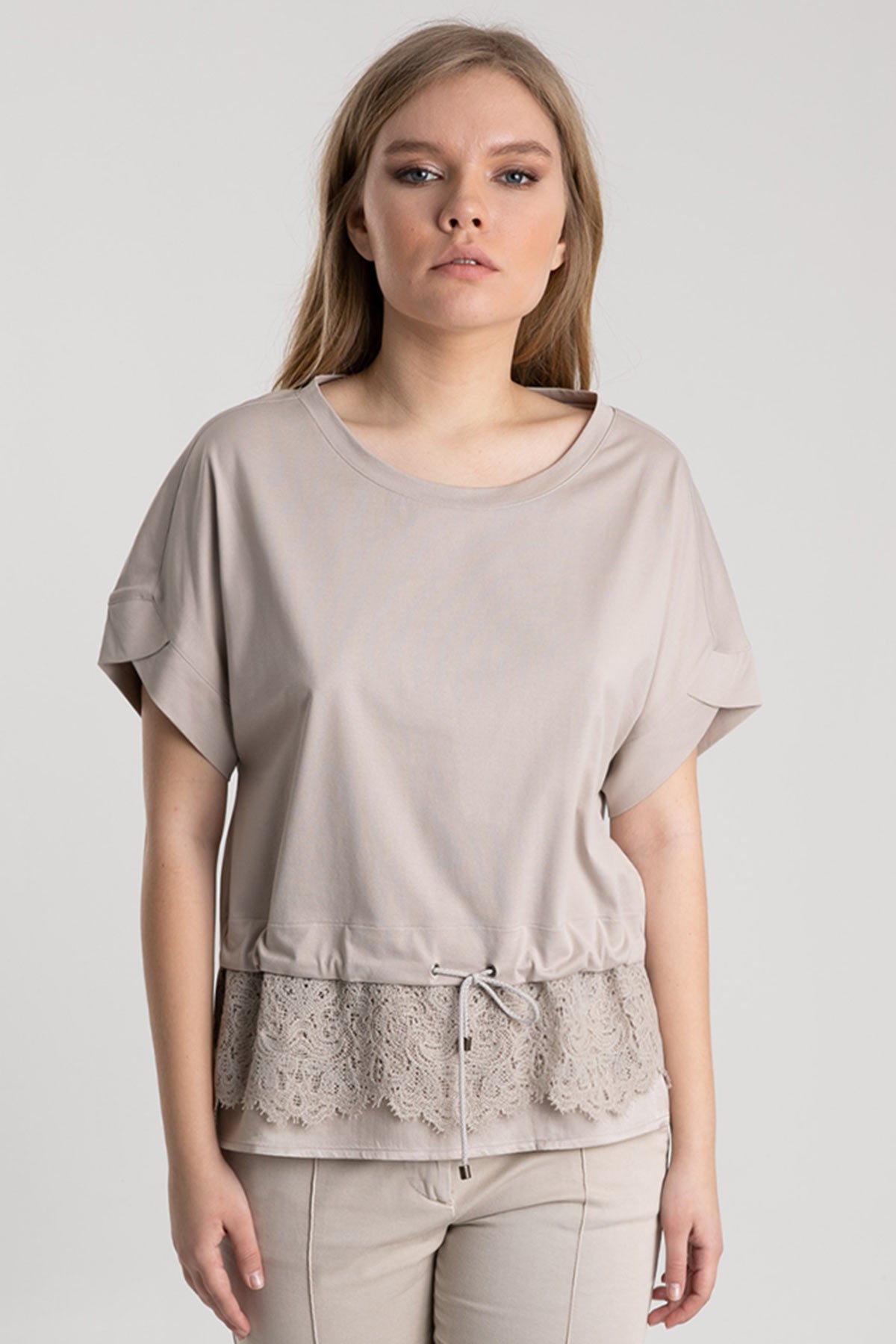 Tonet Dantel Detaylı Belden Büzgülü Bluz-Libas Trendy Fashion Store