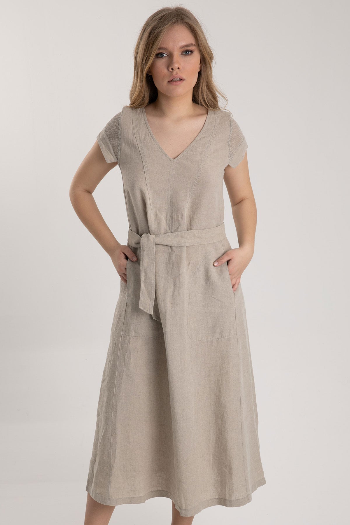 Tonet V Yaka Belden Kuşaklı Midi Keten Elbise-Libas Trendy Fashion Store