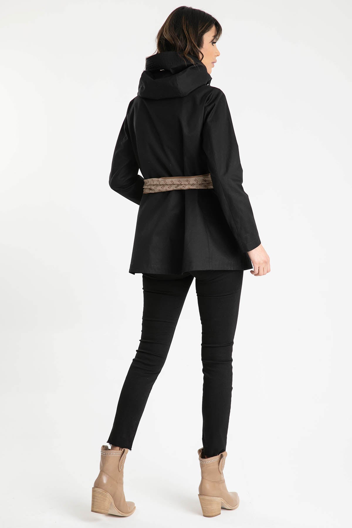 Herno İpek Monogram Fularlı Mont-Libas Trendy Fashion Store