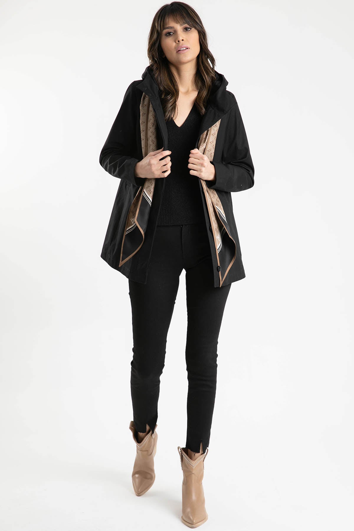 Herno İpek Monogram Fularlı Mont-Libas Trendy Fashion Store