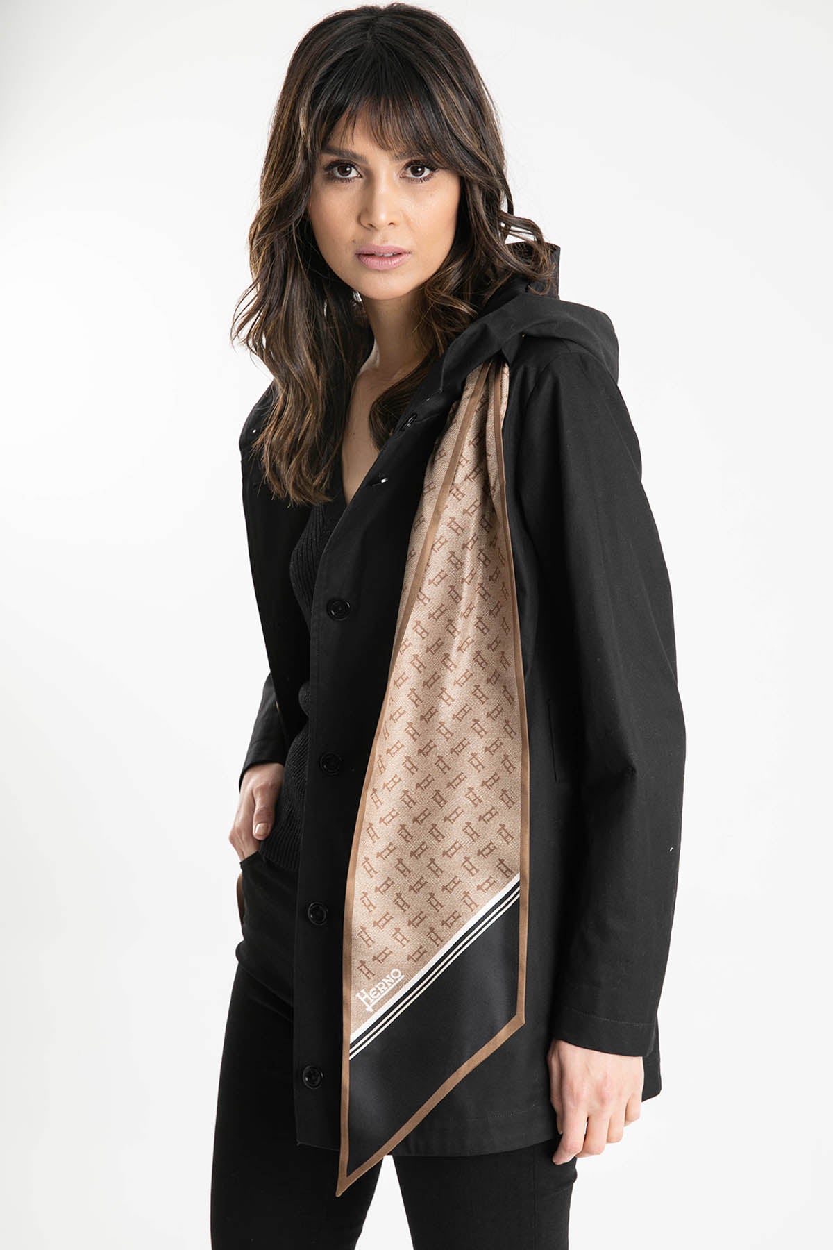 Herno İpek Monogram Fularlı Mont-Libas Trendy Fashion Store