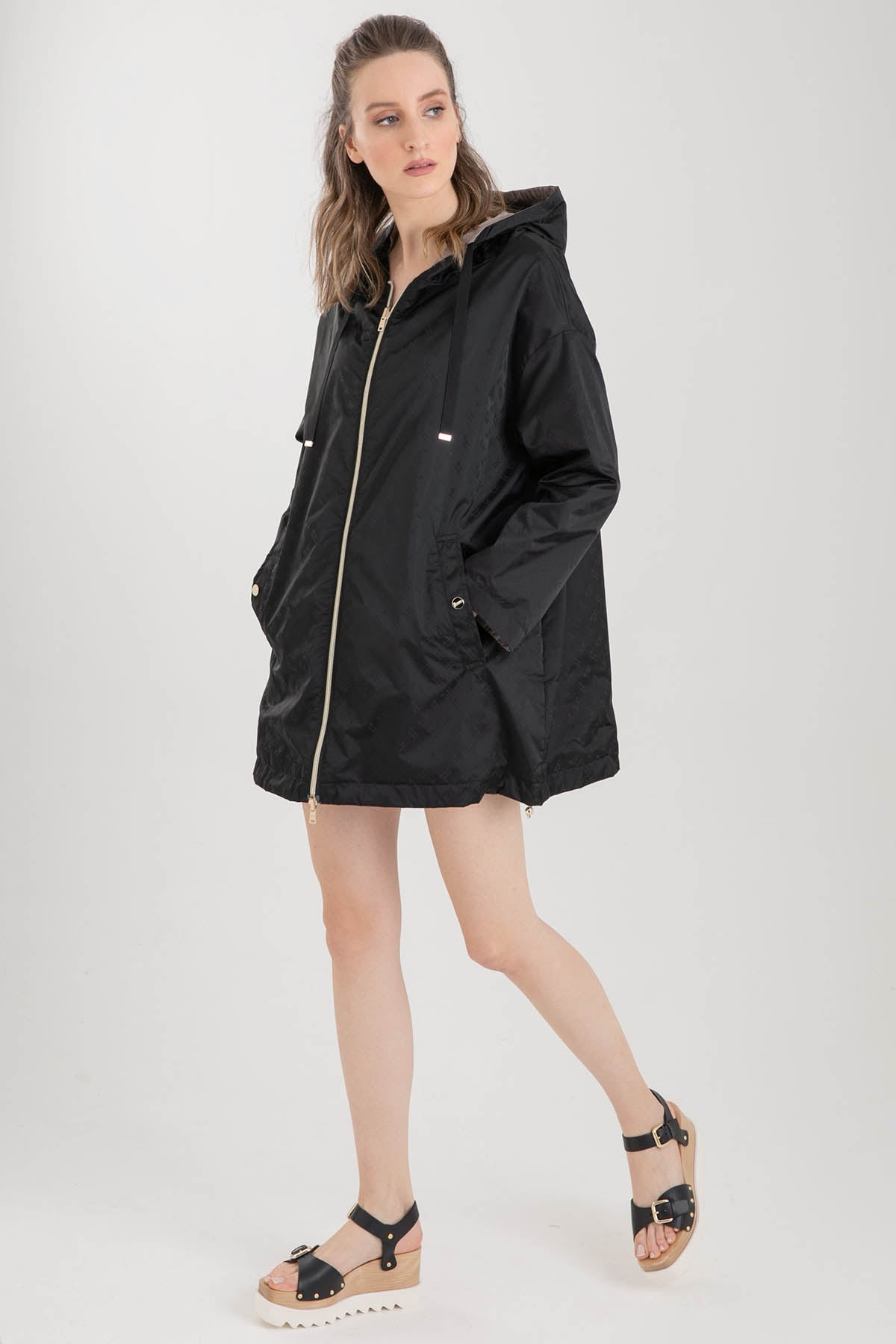 Herno Çift Taraflı Monogramlı Trençkot-Libas Trendy Fashion Store