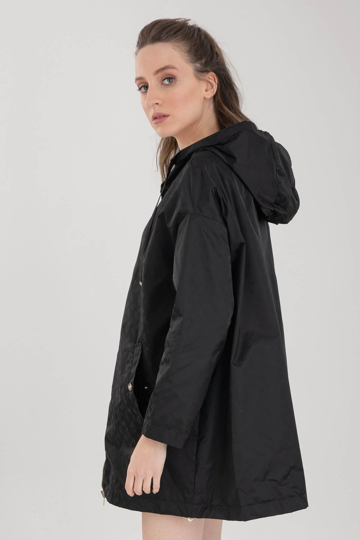 Herno Çift Taraflı Monogramlı Trençkot-Libas Trendy Fashion Store