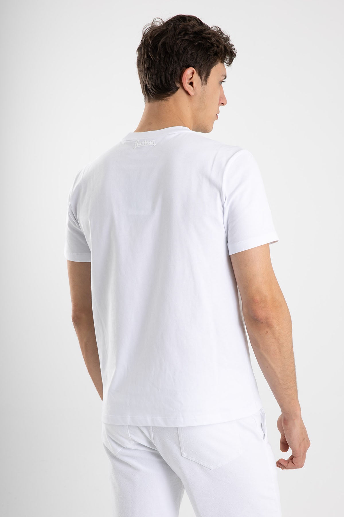 Herno Yuvarlak Yaka Cep Detaylı T-shirt-Libas Trendy Fashion Store