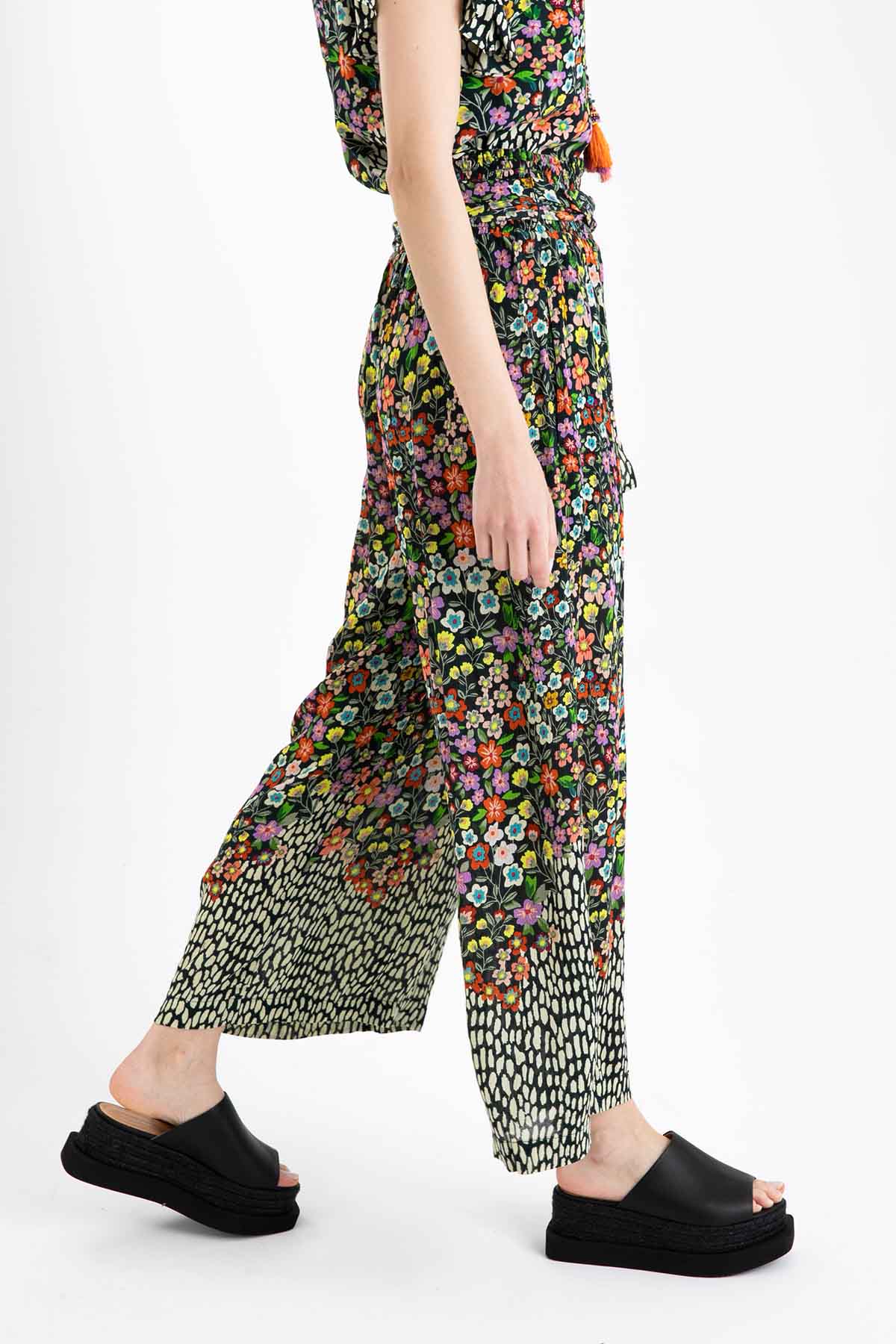 Rene Derhy Çiçek Desenli Geniş Paça Pantolon-Libas Trendy Fashion Store