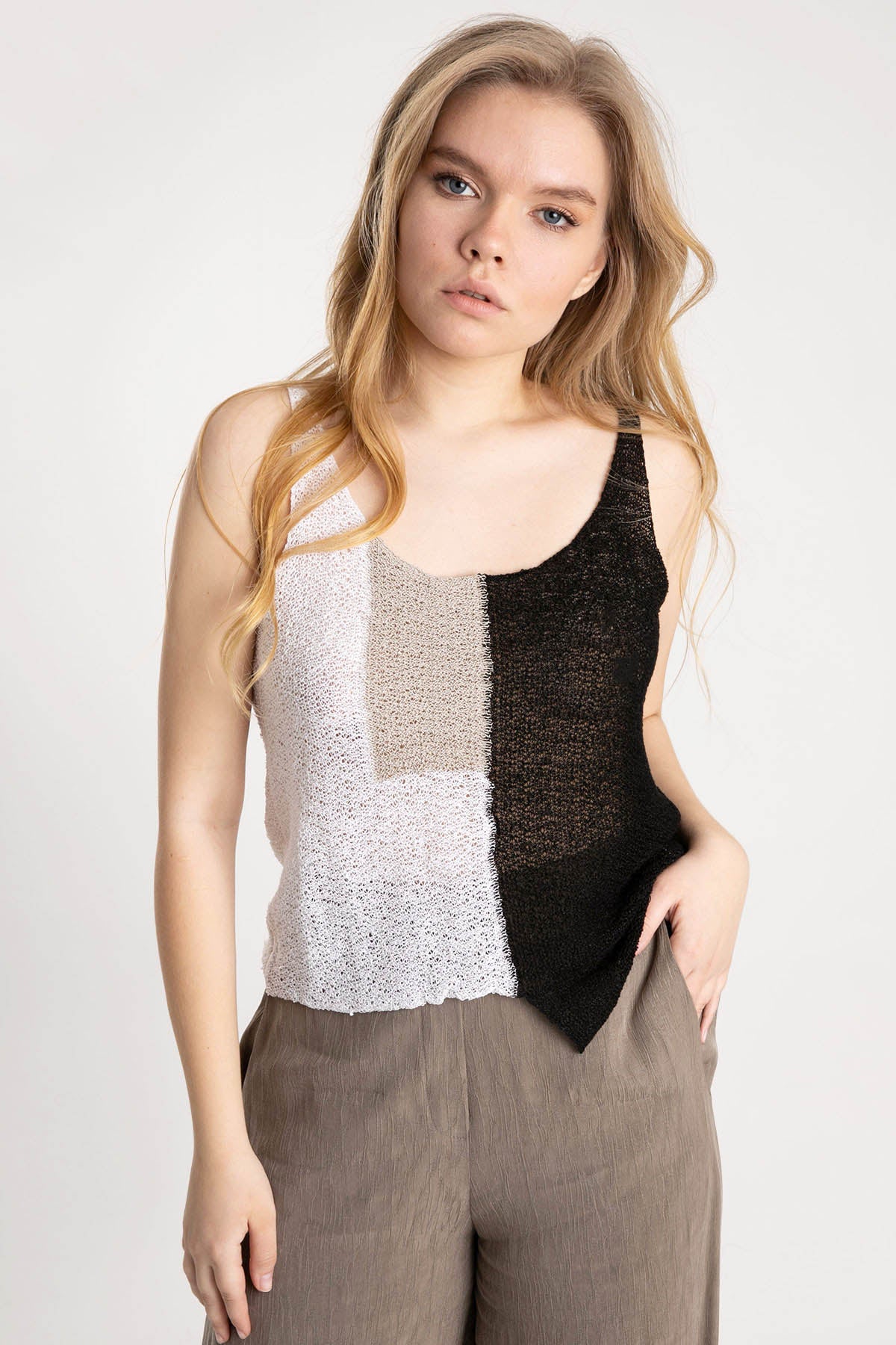 Crea Concept Asimetrik Örme Kolsuz Bluz-Libas Trendy Fashion Store