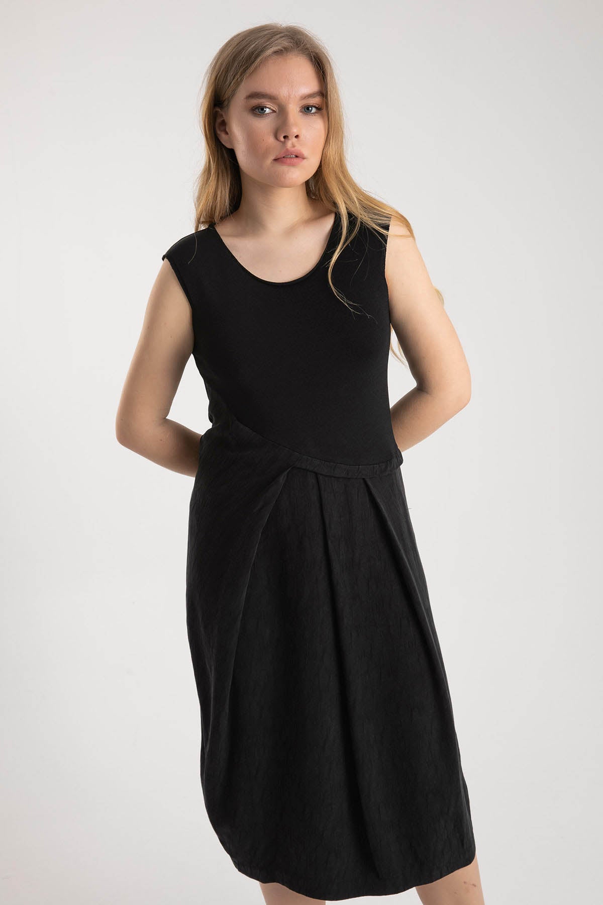 Crea Concept Belden Büzgülü Kolsuz Elbise-Libas Trendy Fashion Store