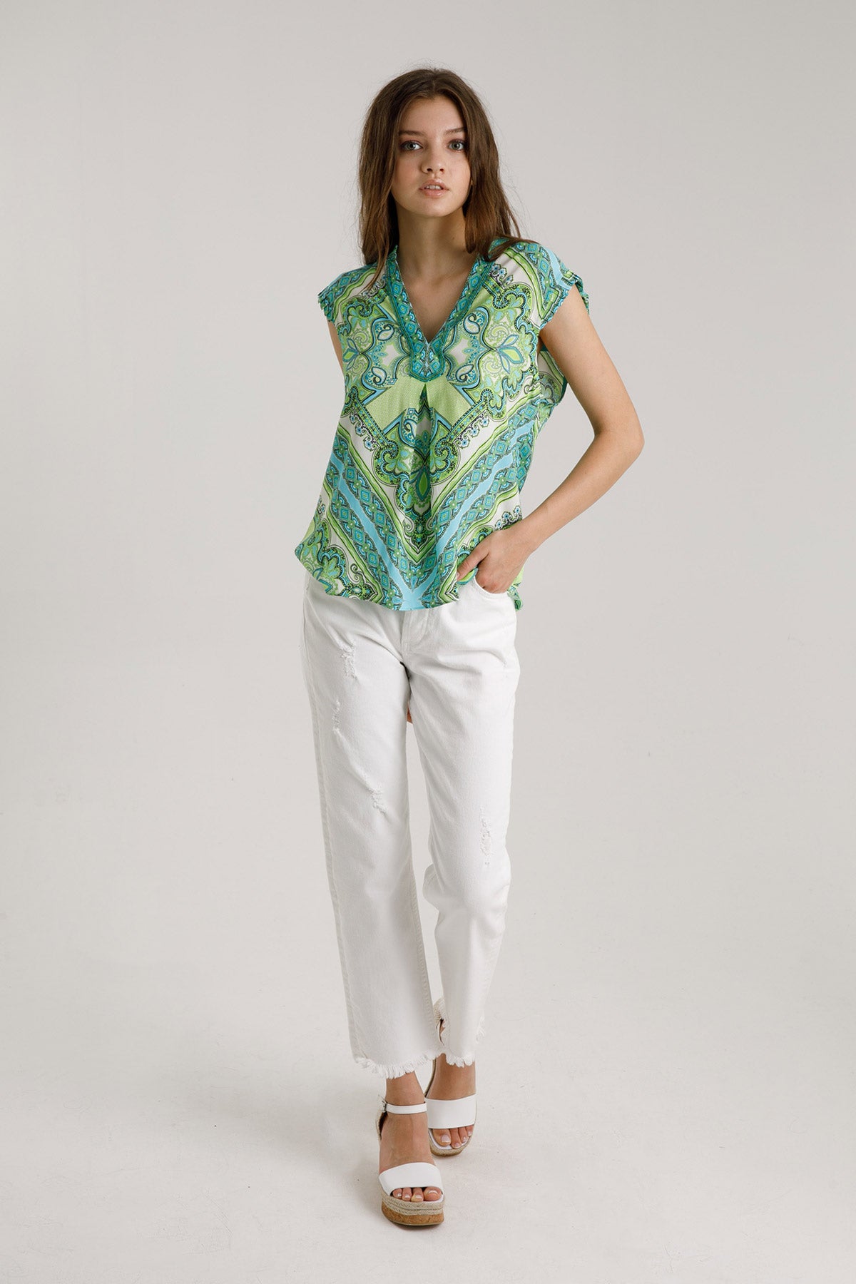 Hale Bob V Yaka Desenli Bluz-Libas Trendy Fashion Store