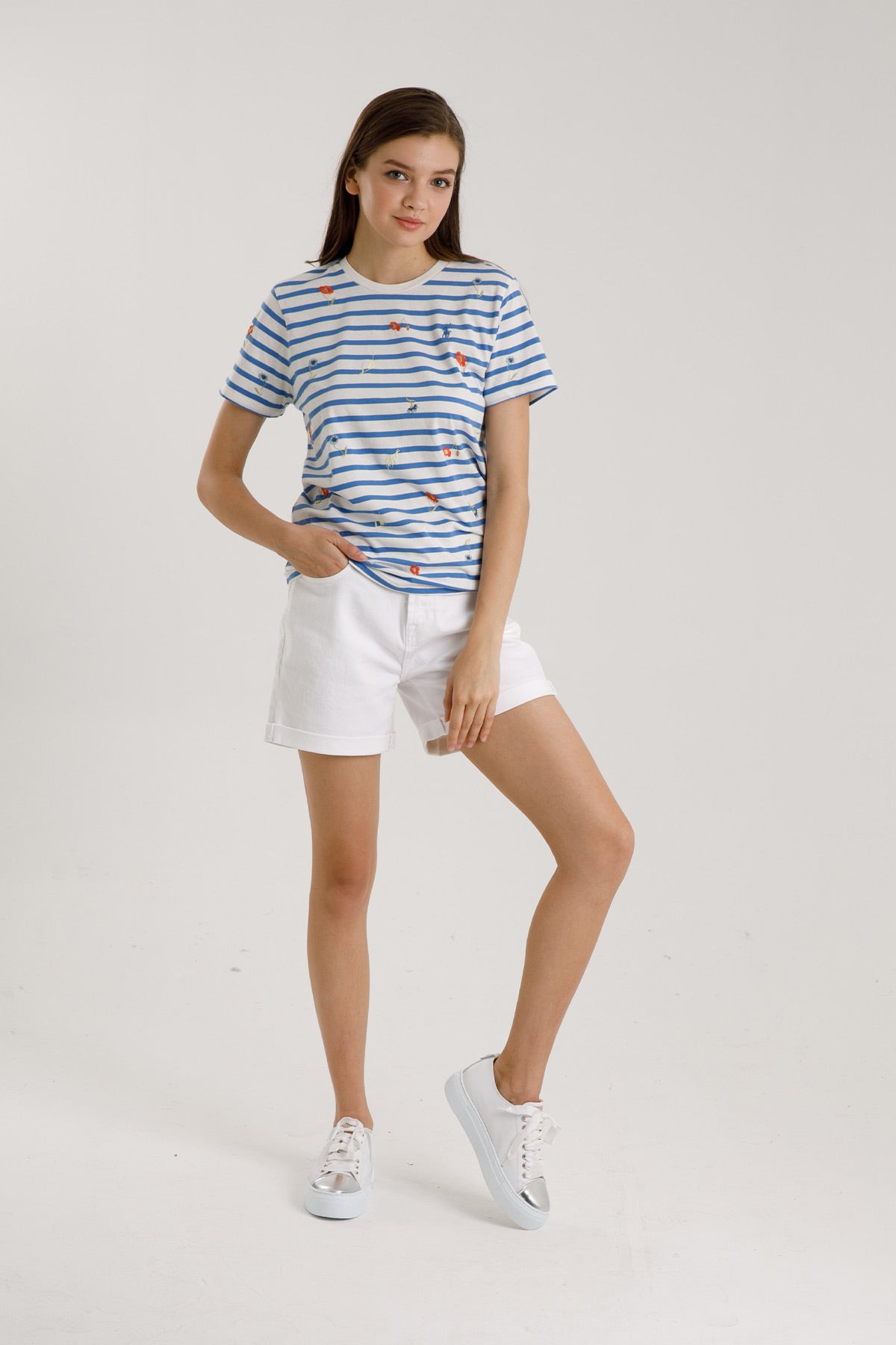 Polo Ralph Lauren Çizgili Çiçek Nakışlı T-shirt-Libas Trendy Fashion Store