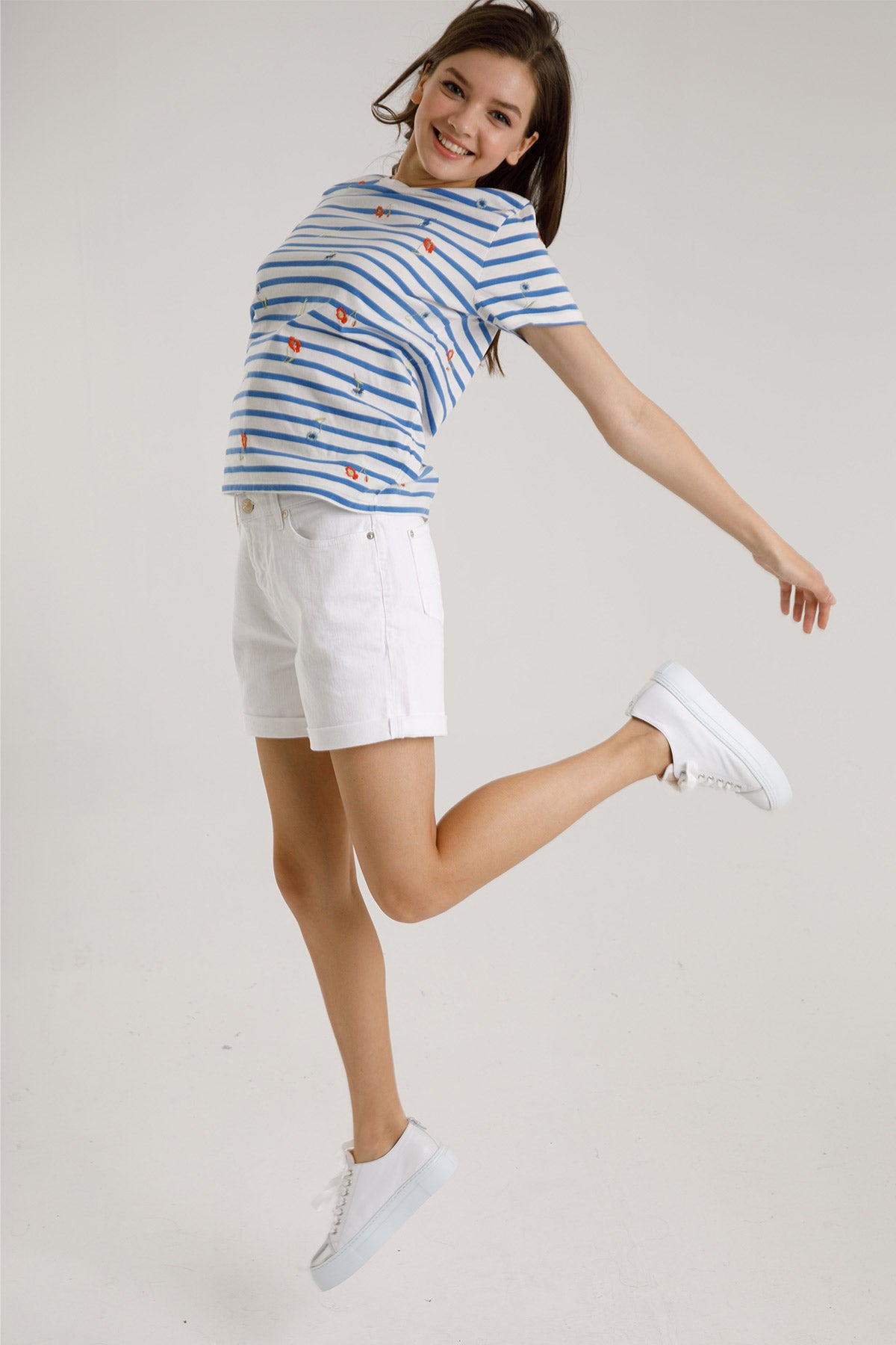 Polo Ralph Lauren Çizgili Çiçek Nakışlı T-shirt-Libas Trendy Fashion Store