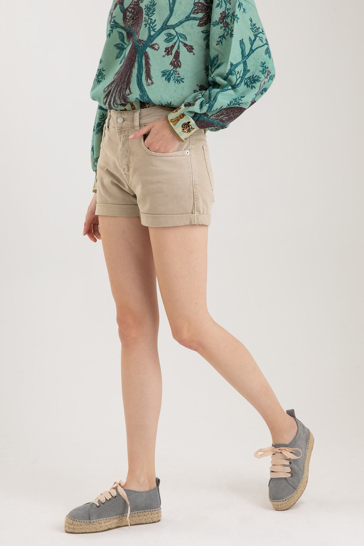 Replay Yıkamalı Bej Jean Şort-Libas Trendy Fashion Store