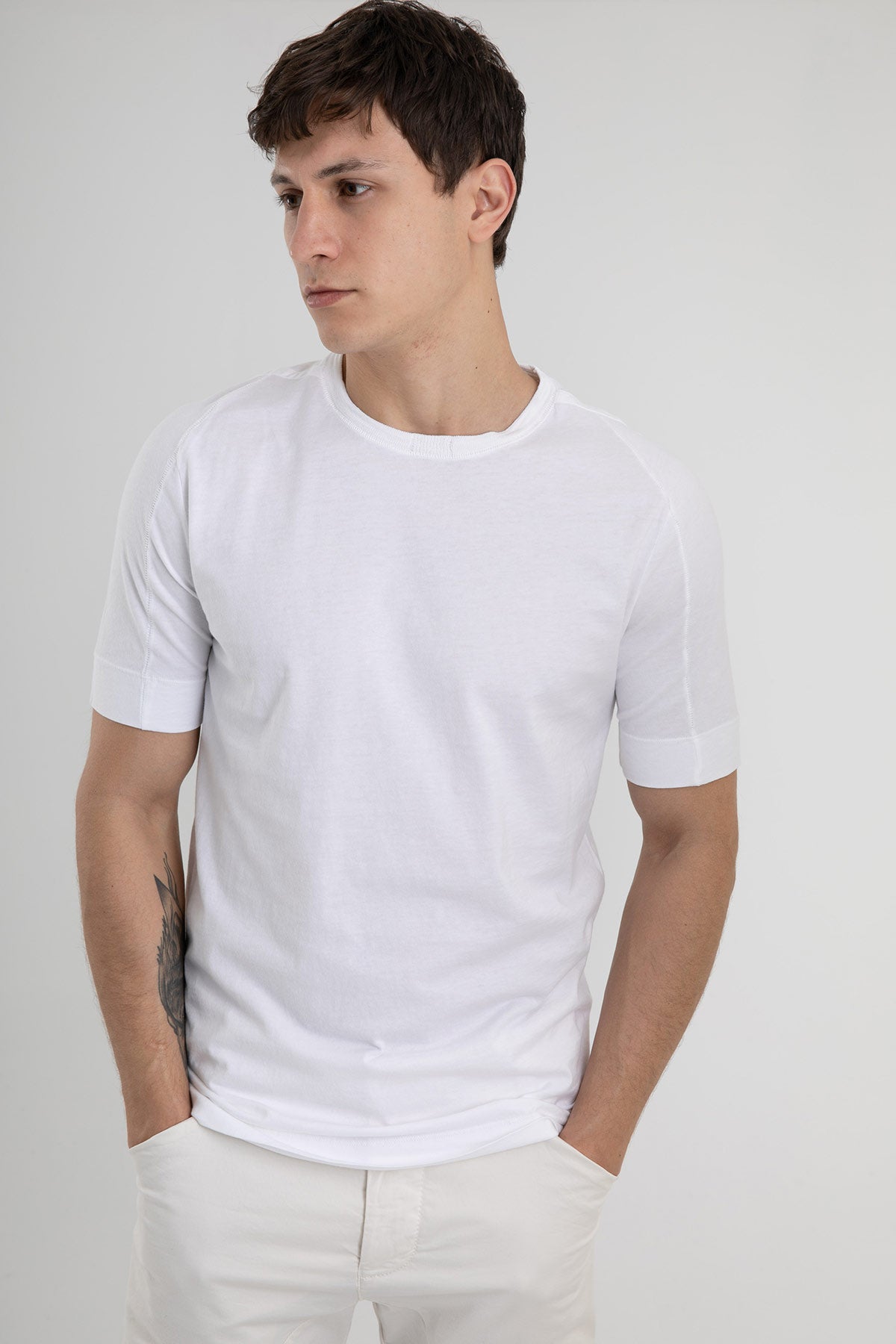 Transit Yuvarlak Yaka Kısa Kollu T-shirt-Libas Trendy Fashion Store