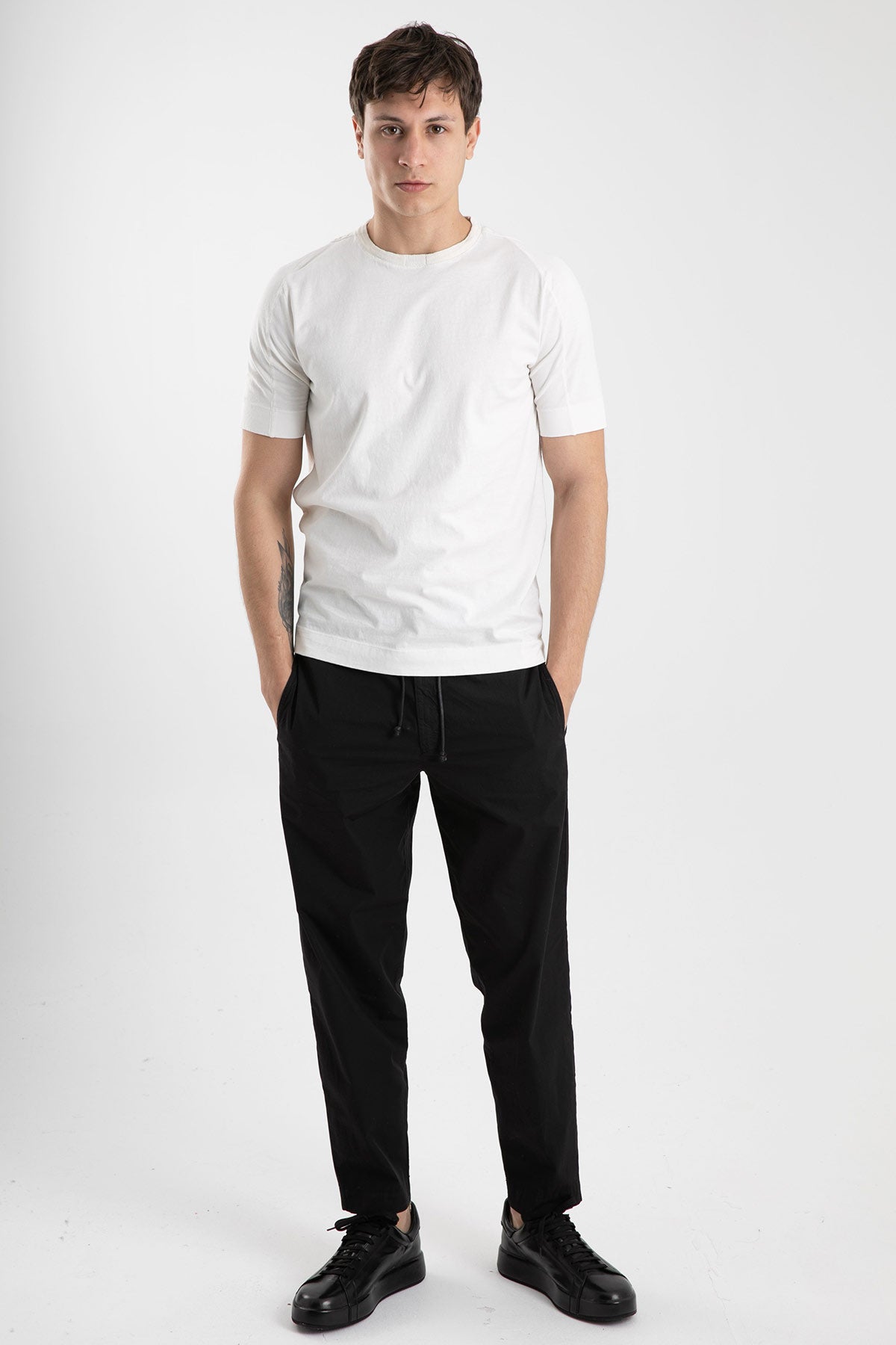 Transit Yuvarlak Yaka Kısa Kollu T-shirt-Libas Trendy Fashion Store