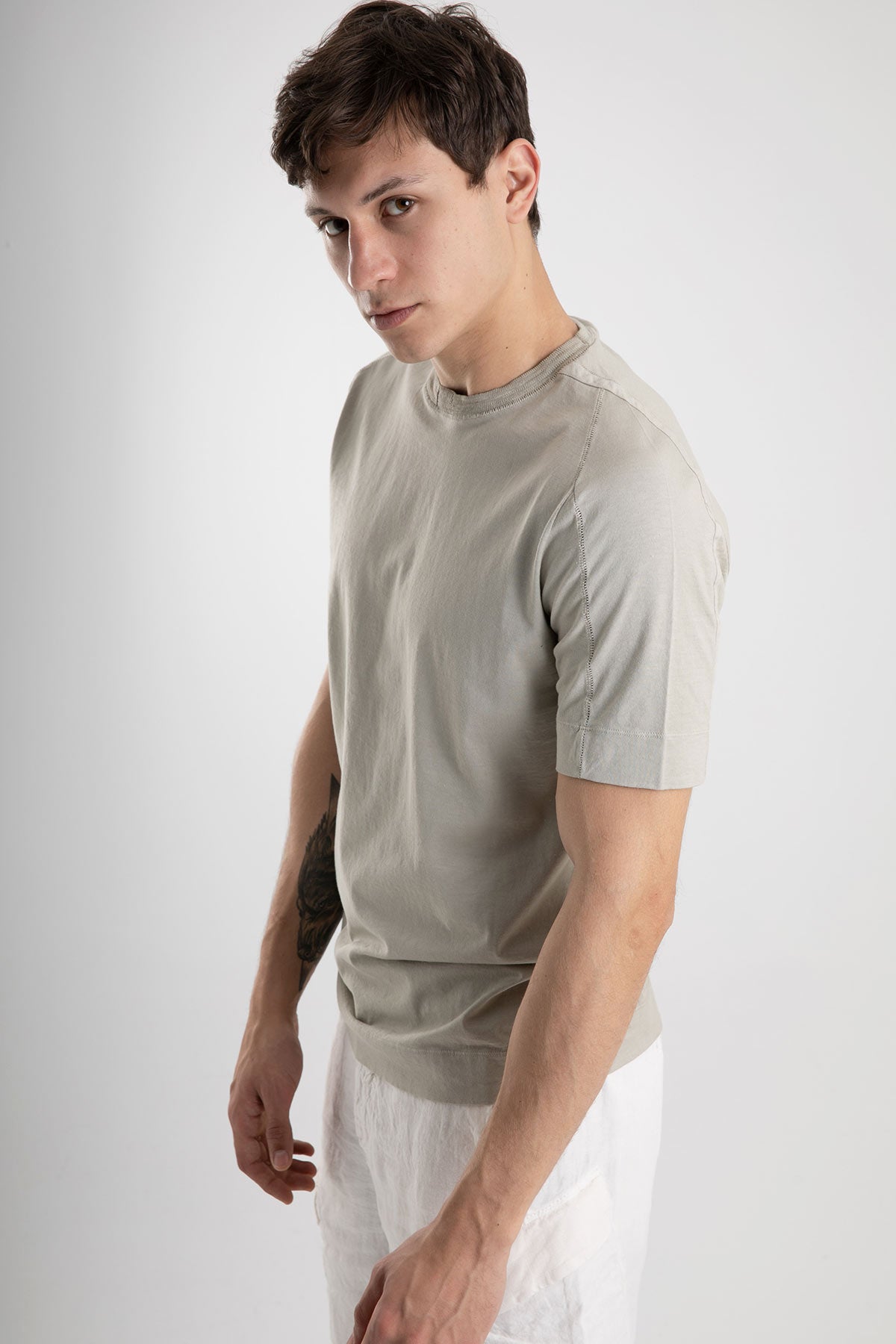 Transit Yuvarlak Yaka Kısa Kollu T-shirt-Libas Trendy Fashion Store