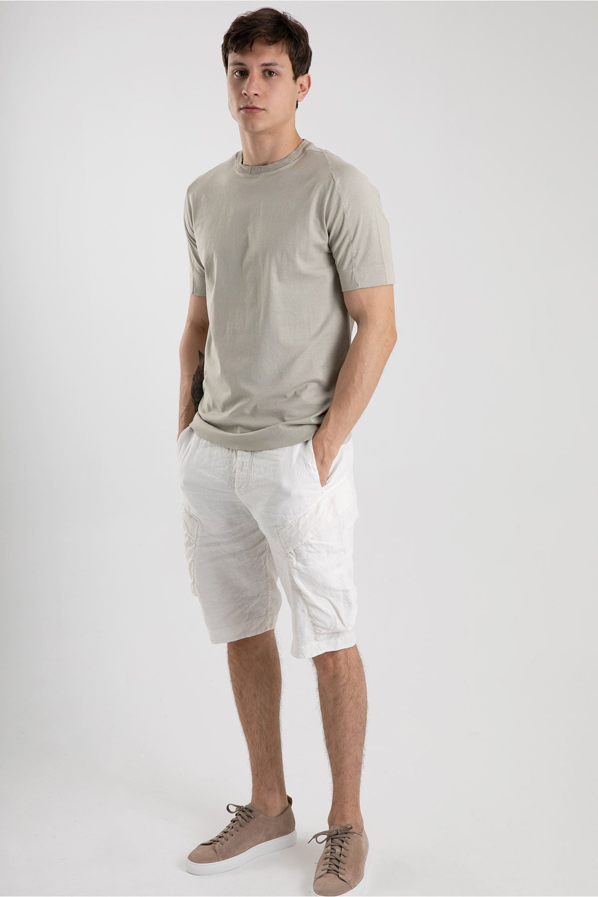 Transit Yuvarlak Yaka Kısa Kollu T-shirt-Libas Trendy Fashion Store