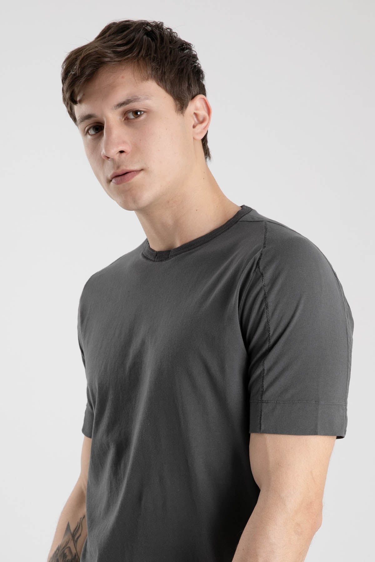 Transit Yuvarlak Yaka Kısa Kollu T-shirt-Libas Trendy Fashion Store