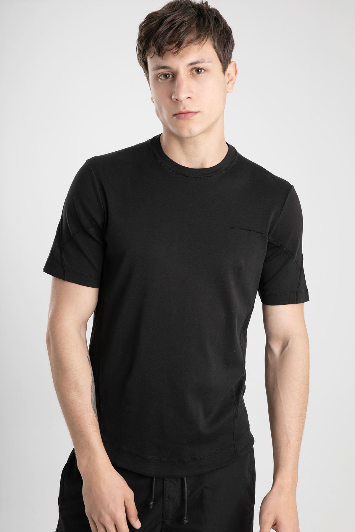 Transit Yuvarlak Yaka Kısa Kollu T-shirt-Libas Trendy Fashion Store