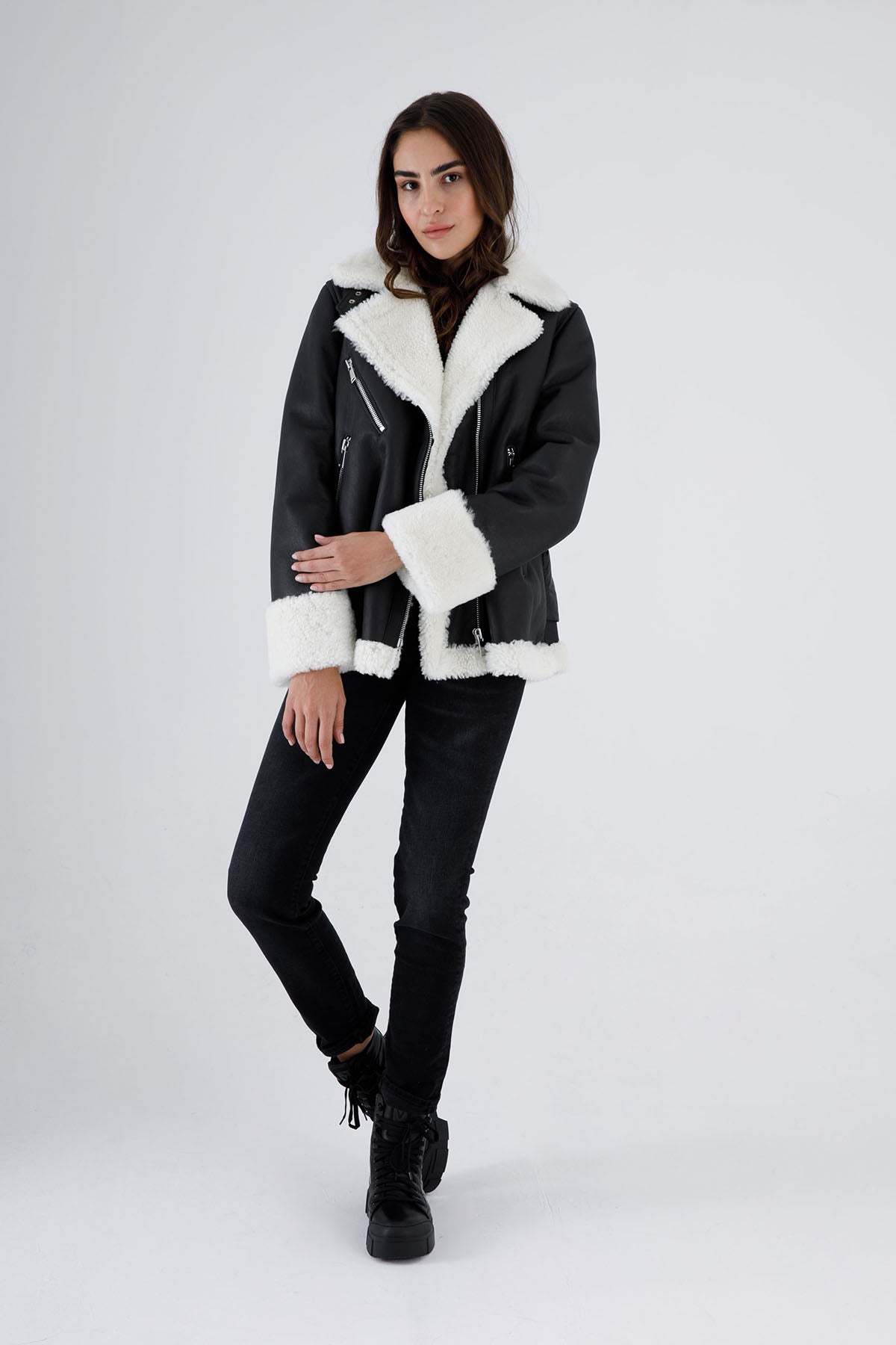 Flo & Clo Arkası Puffer Detaylı Deri Shearling Kaban-Libas Trendy Fashion Store