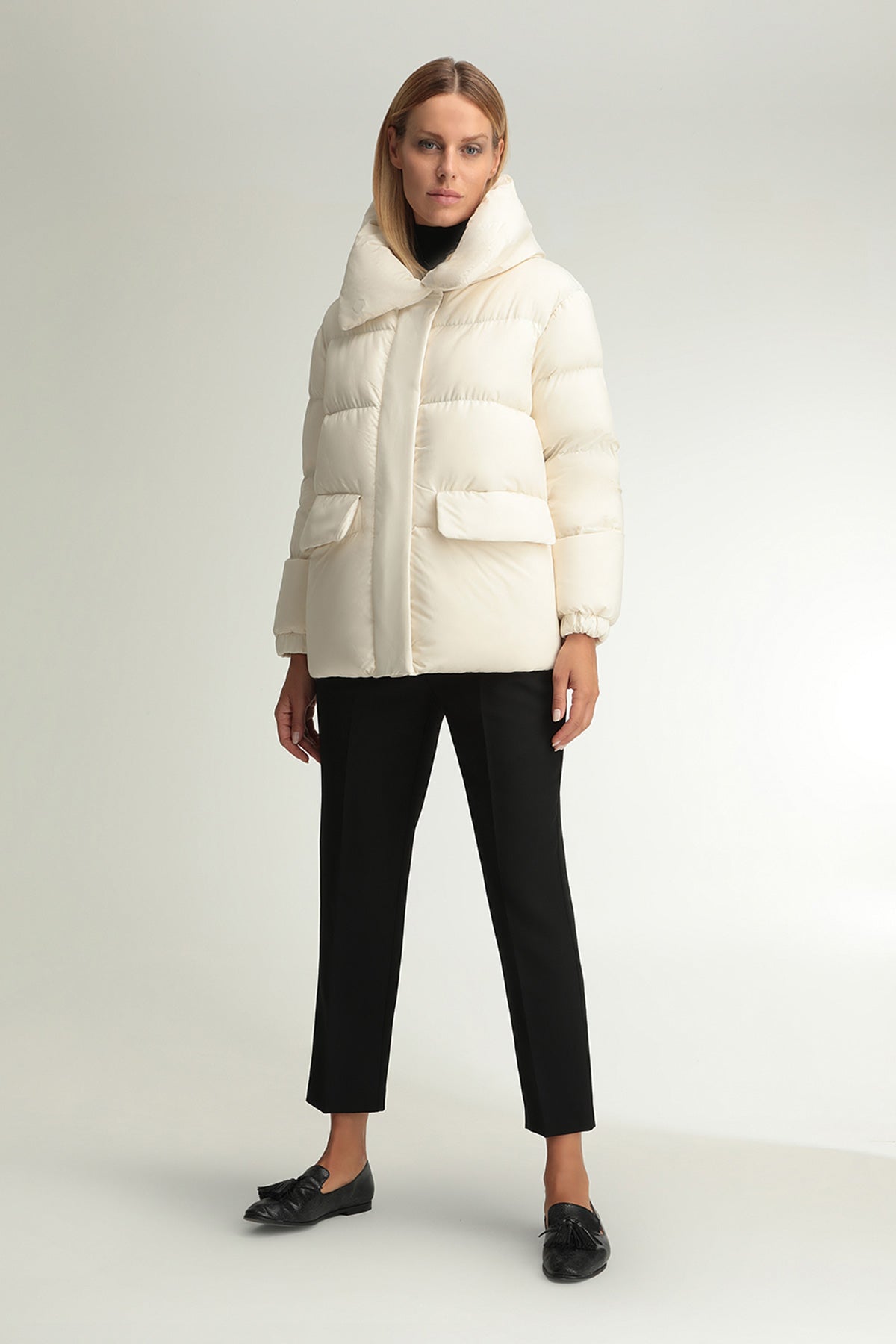 Hetrego Beatrix Kabarık Yaka Kısa Puffer Mont-Libas Trendy Fashion Store