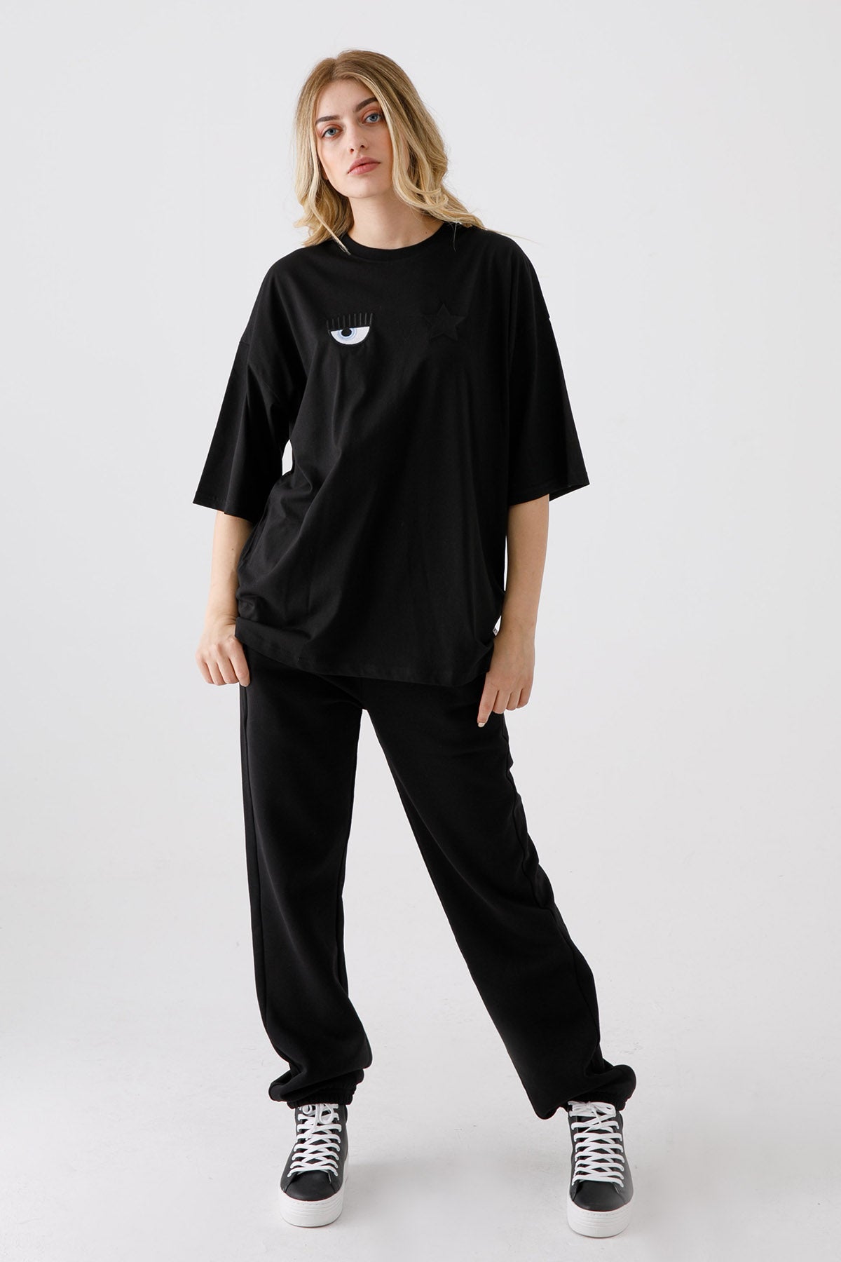 Chiara Ferragni Winking Eye Geniş Kesim T-shirt-Libas Trendy Fashion Store