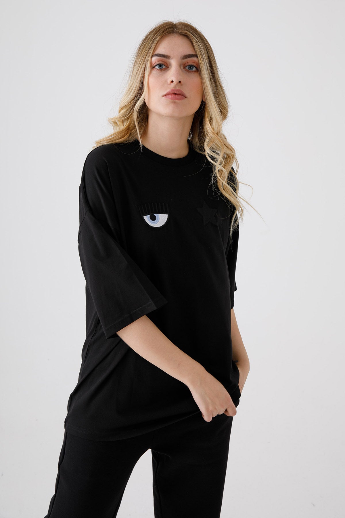 Chiara Ferragni Winking Eye Geniş Kesim T-shirt-Libas Trendy Fashion Store
