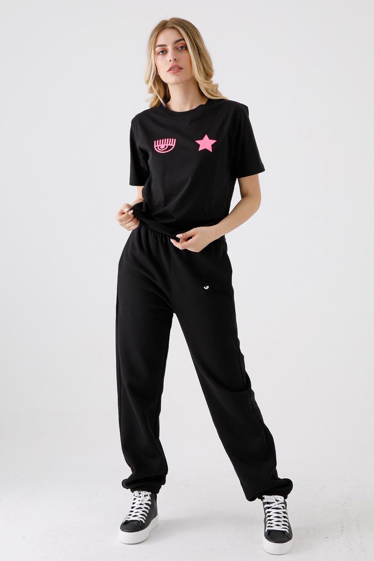 Chiara Ferragni Winking Eye T-shirt-Libas Trendy Fashion Store