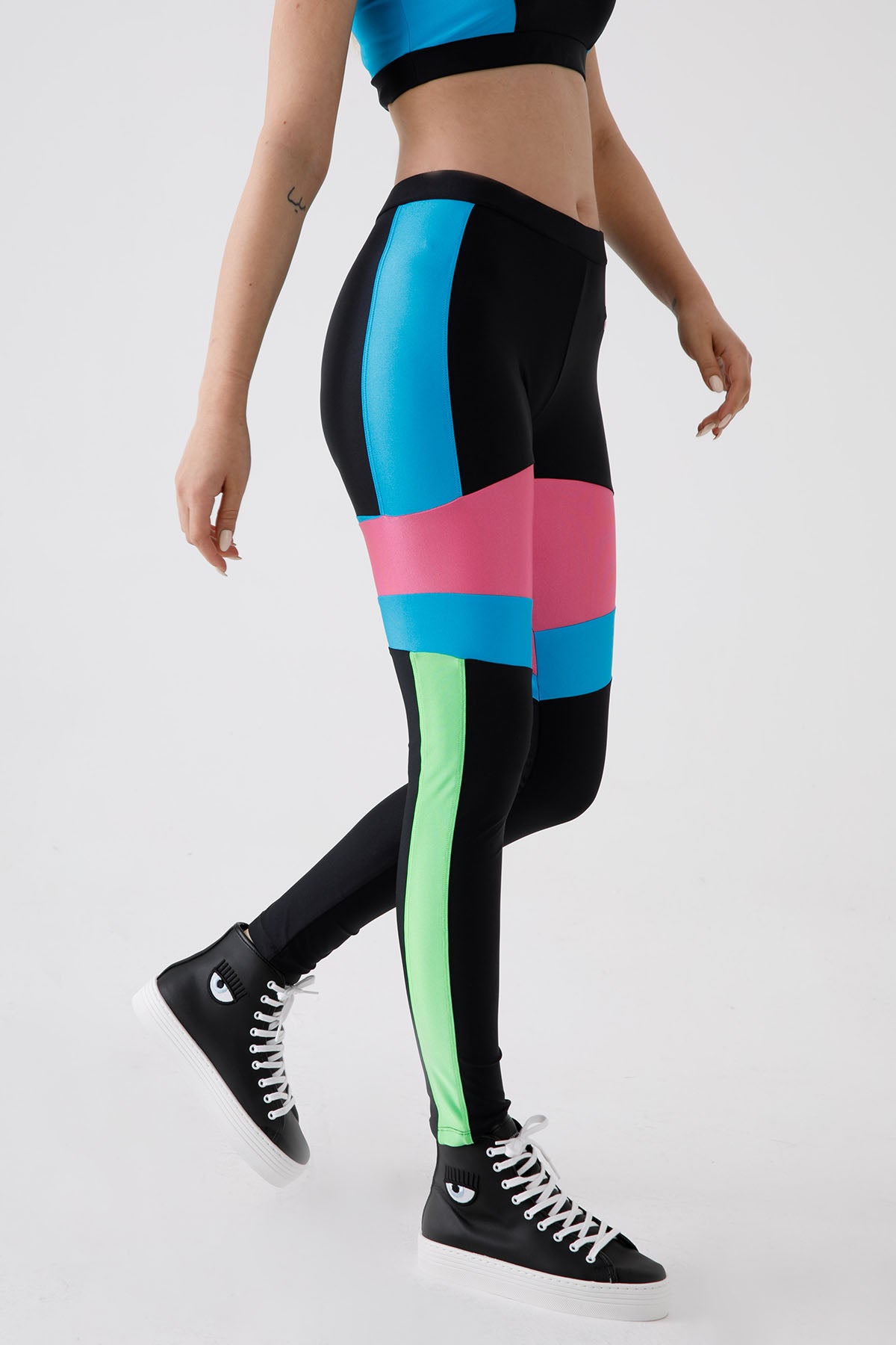 Chiara Ferragni Tayt-Libas Trendy Fashion Store