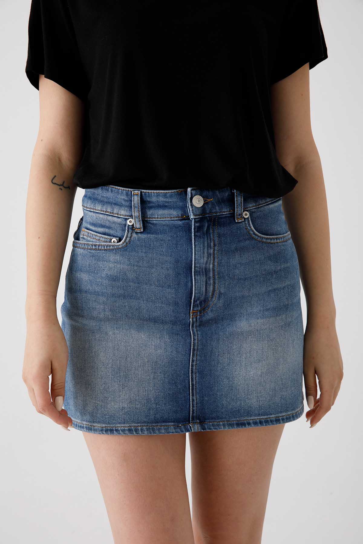 Chiara Ferragni Winking Eye Denim Mini Etek-Libas Trendy Fashion Store