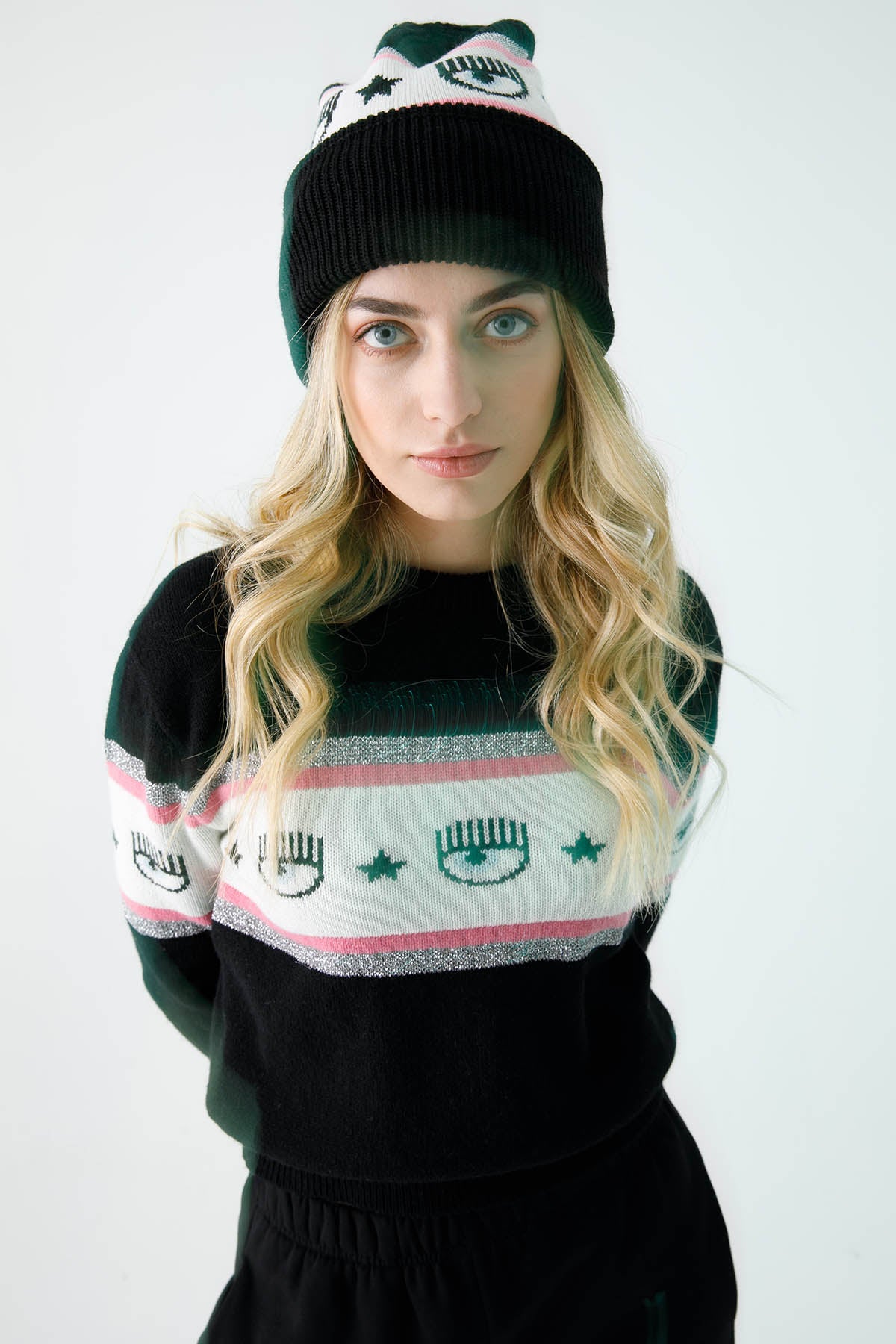 Chiara Ferragni Winking Eye Örgü Yün Bere-Libas Trendy Fashion Store