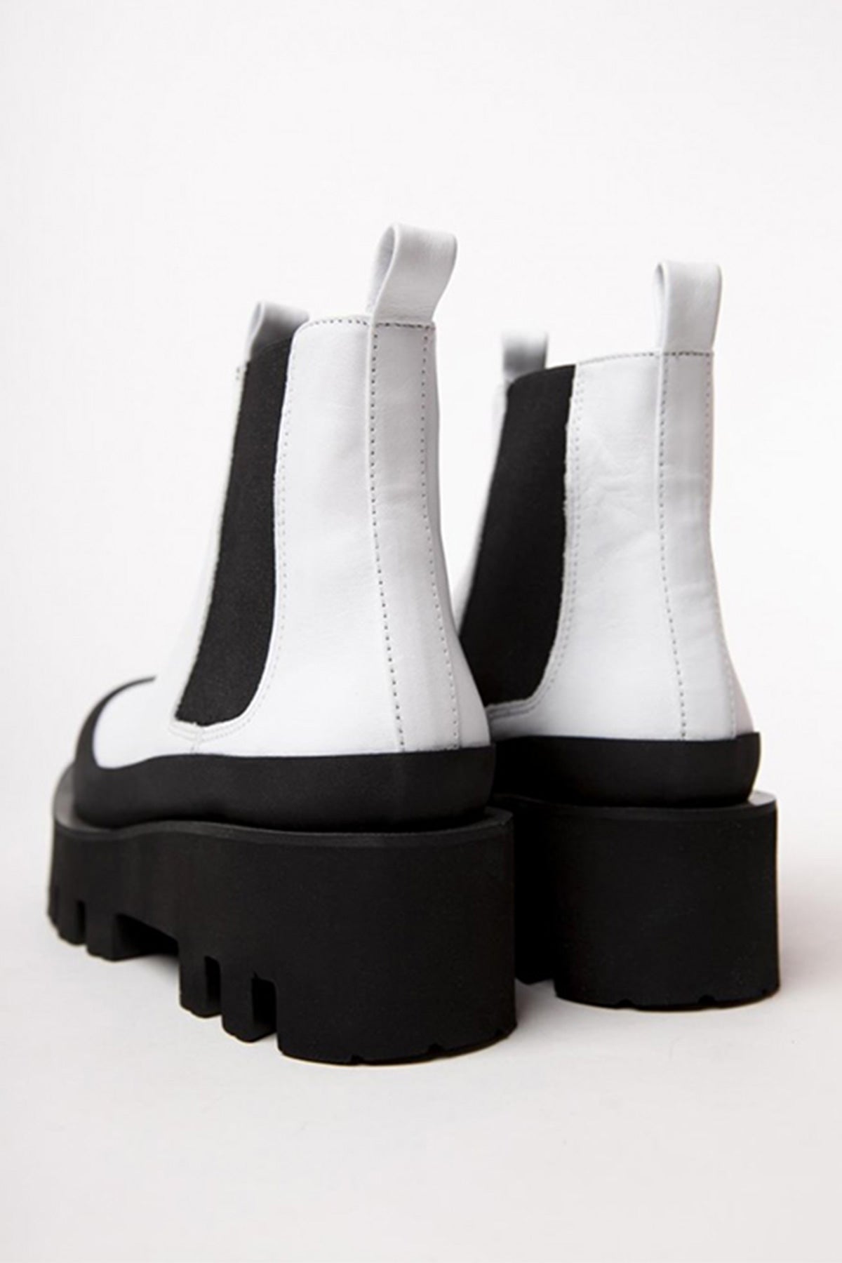 Paloma Barcelo Celine Lastikli Deri Bot-Libas Trendy Fashion Store