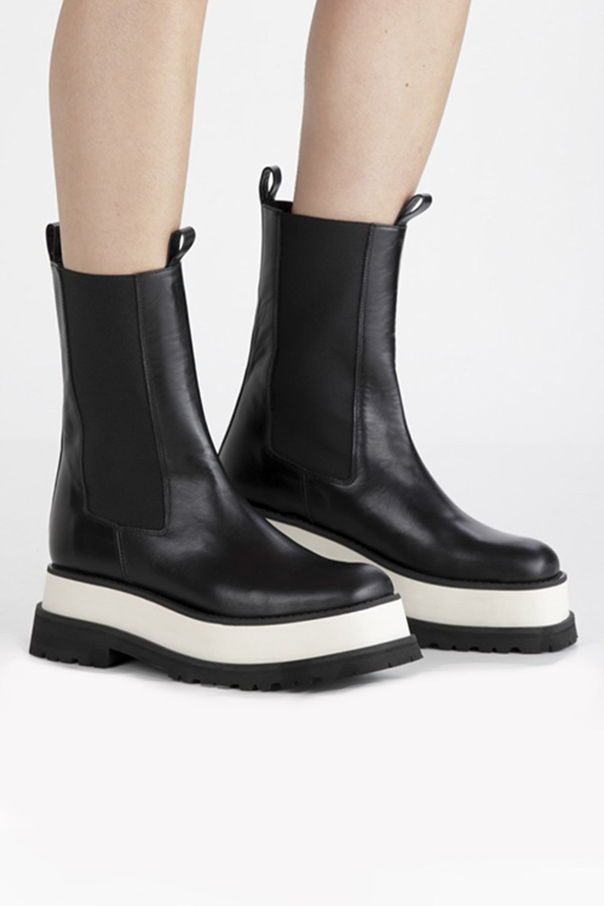 Paloma Barcelo Clea Küt Burun Lastikli Deri Bot-Libas Trendy Fashion Store