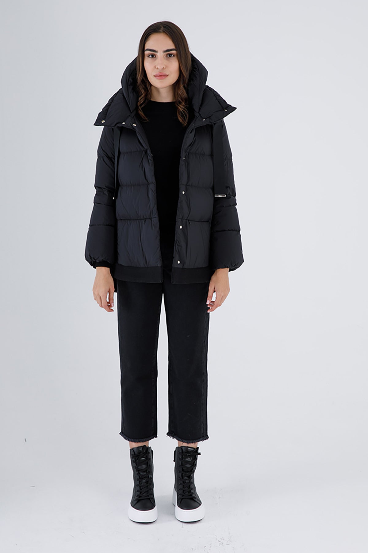 Herno Kapüşonlu Yandan Yırtmaçlı Puffer Kaban-Libas Trendy Fashion Store