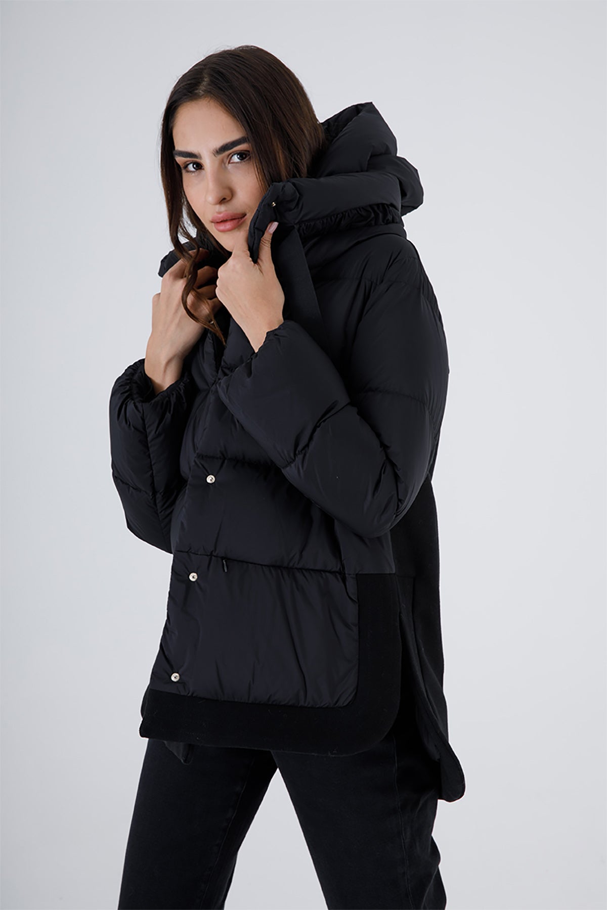 Herno Kapüşonlu Yandan Yırtmaçlı Puffer Kaban-Libas Trendy Fashion Store