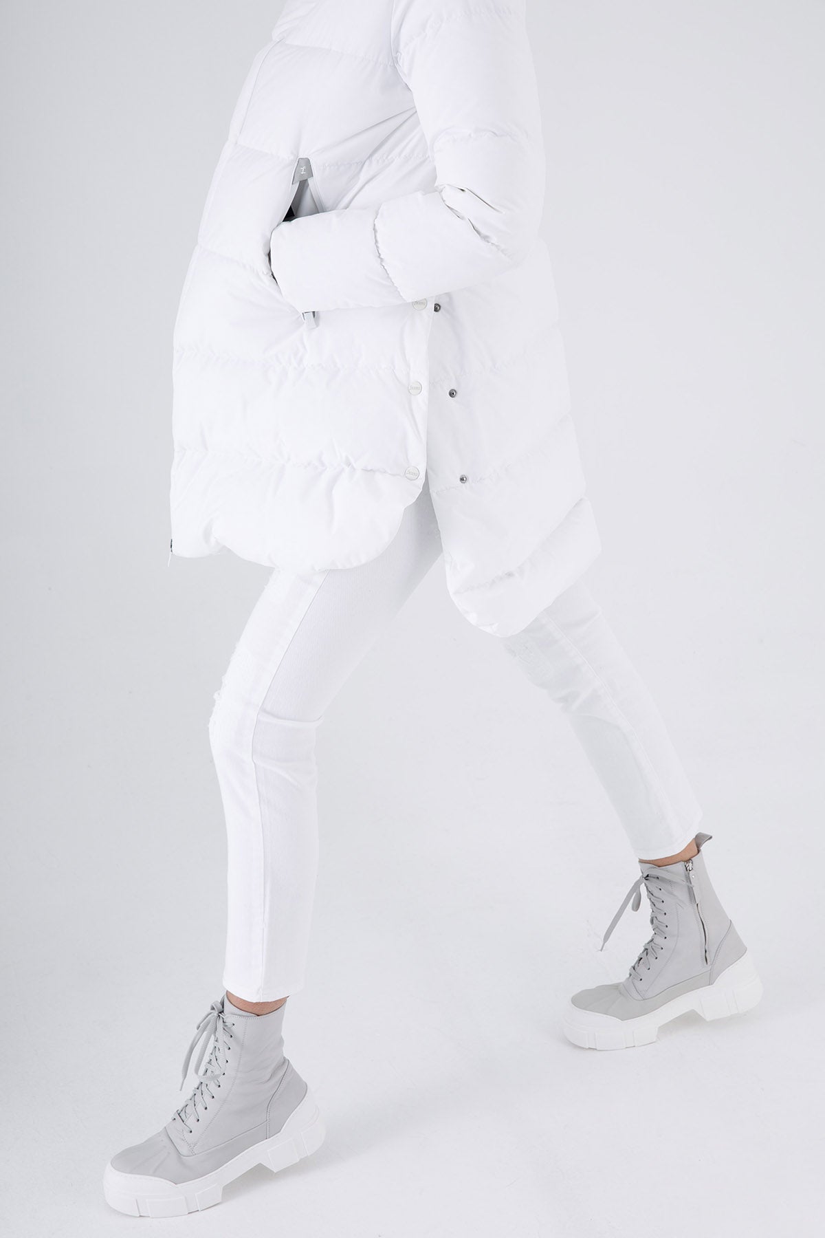 Herno Laminar Yandan Çıtçıtlı Kapüşonlu Puffer Kaban-Libas Trendy Fashion Store