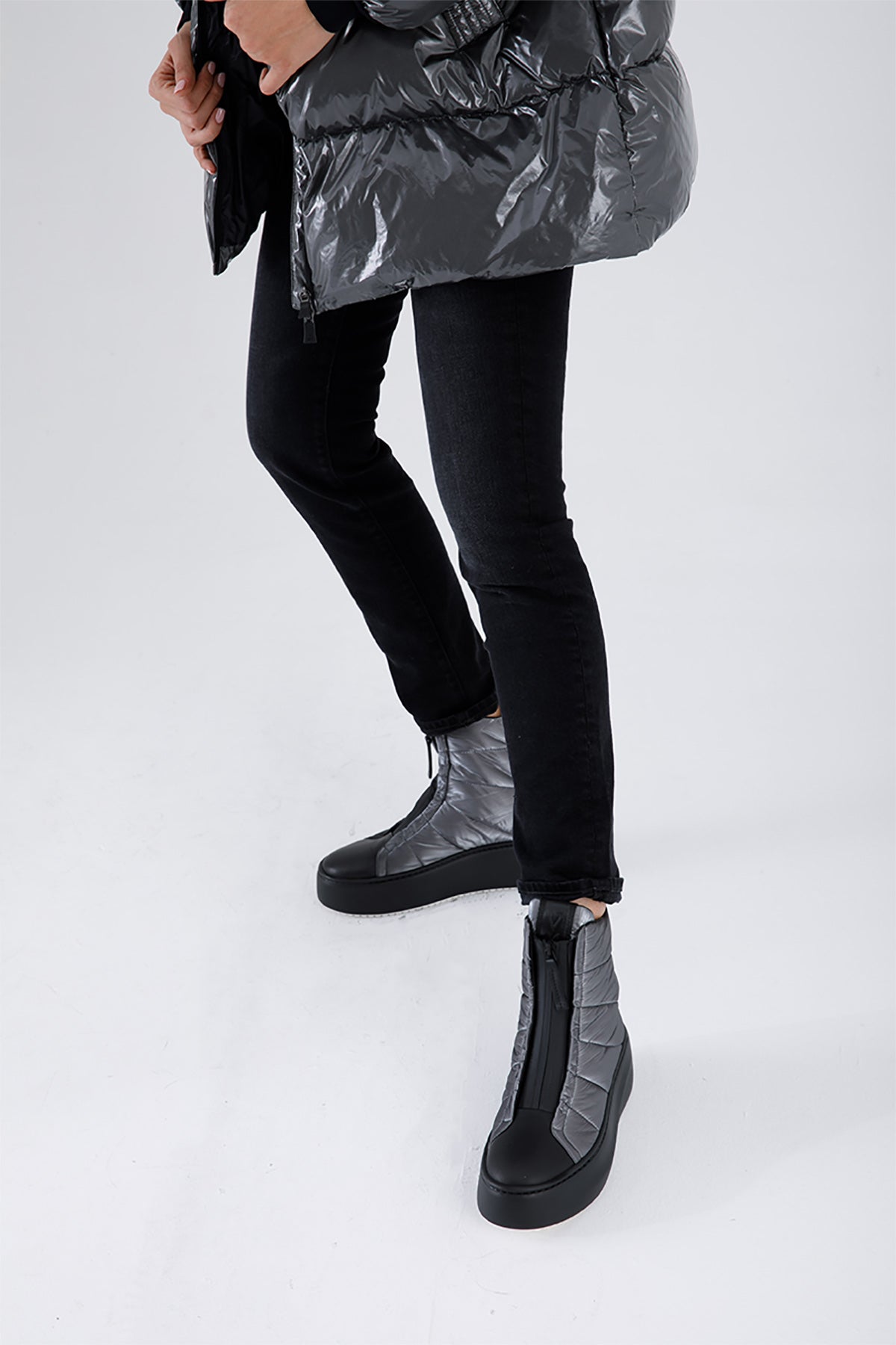 Herno Laminar Geniş Kesim Kapüşonlu Puffer Mont-Libas Trendy Fashion Store