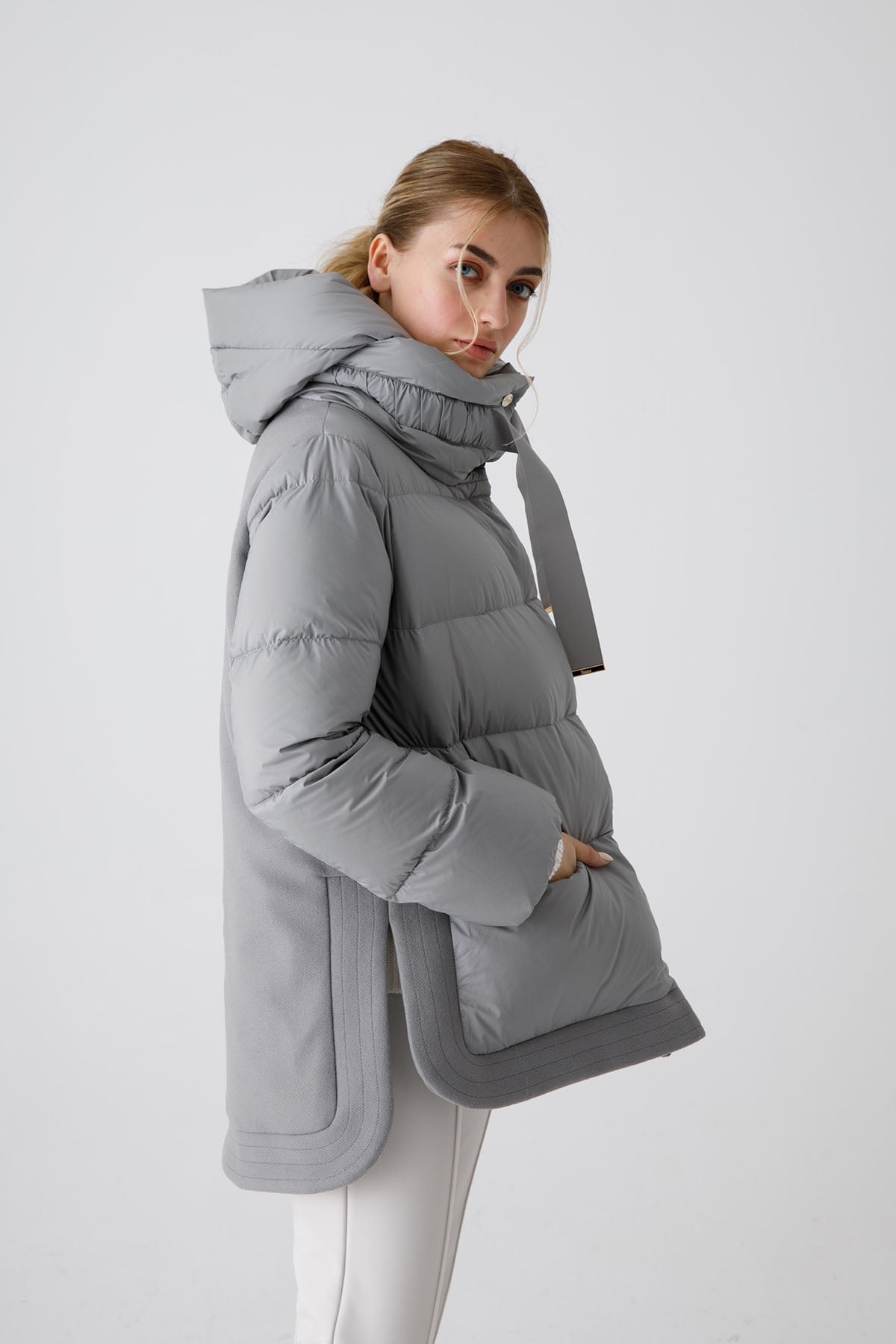 Herno Kapüşonlu Yandan Yırtmaçlı Puffer Kaban-Libas Trendy Fashion Store