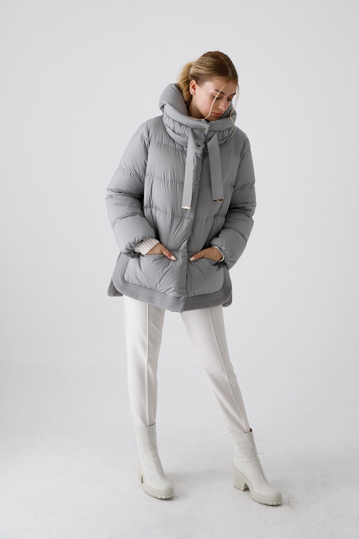 Herno Kapüşonlu Yandan Yırtmaçlı Puffer Kaban-Libas Trendy Fashion Store