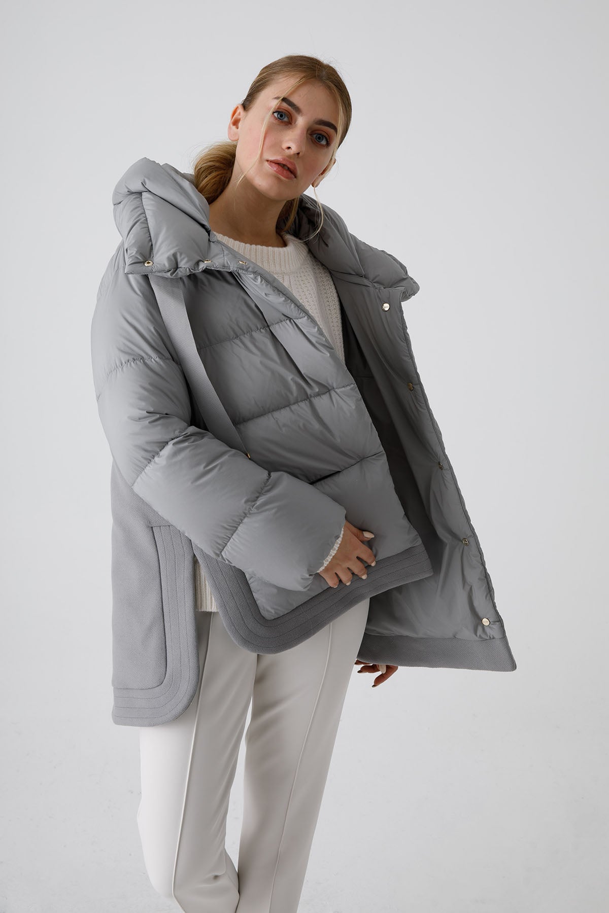 Herno Kapüşonlu Yandan Yırtmaçlı Puffer Kaban-Libas Trendy Fashion Store