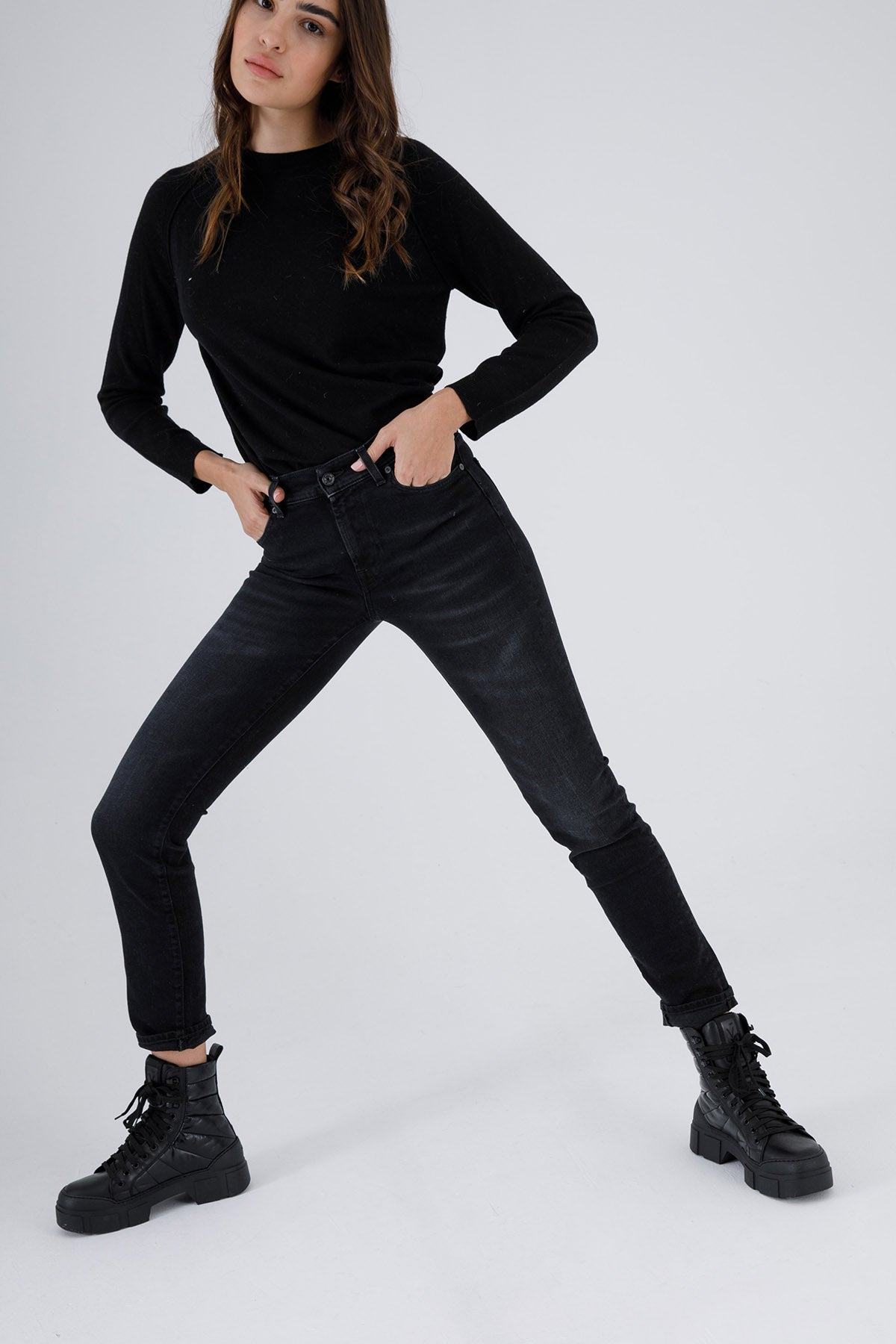 7 For All Mankind Roxanne Slim Fit Jeans-Libas Trendy Fashion Store