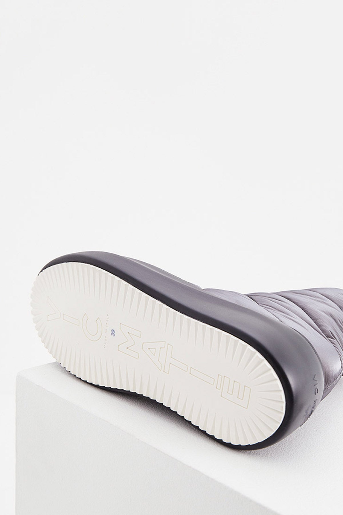 Vic Matie Fermuarlı Dolgulu Bot