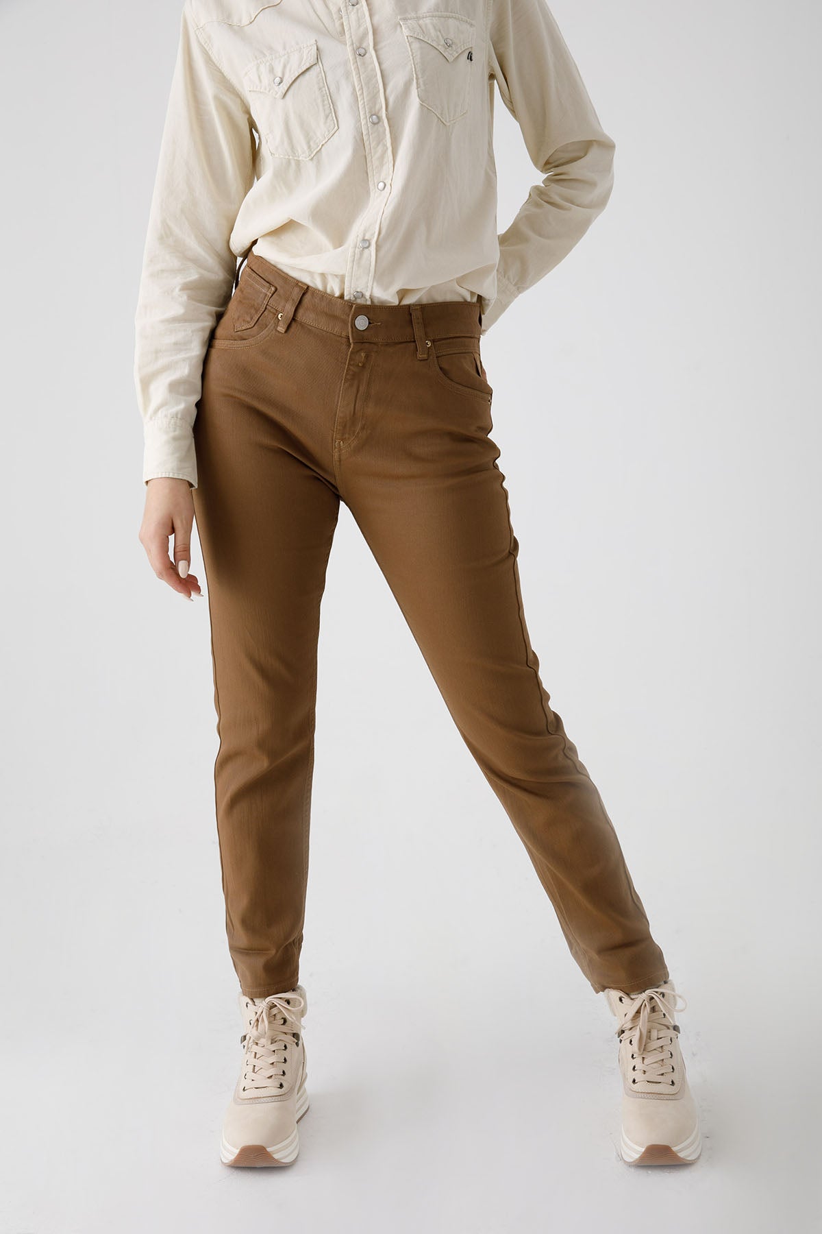 Replay Marty Slim Boyfit Jeans-Libas Trendy Fashion Store