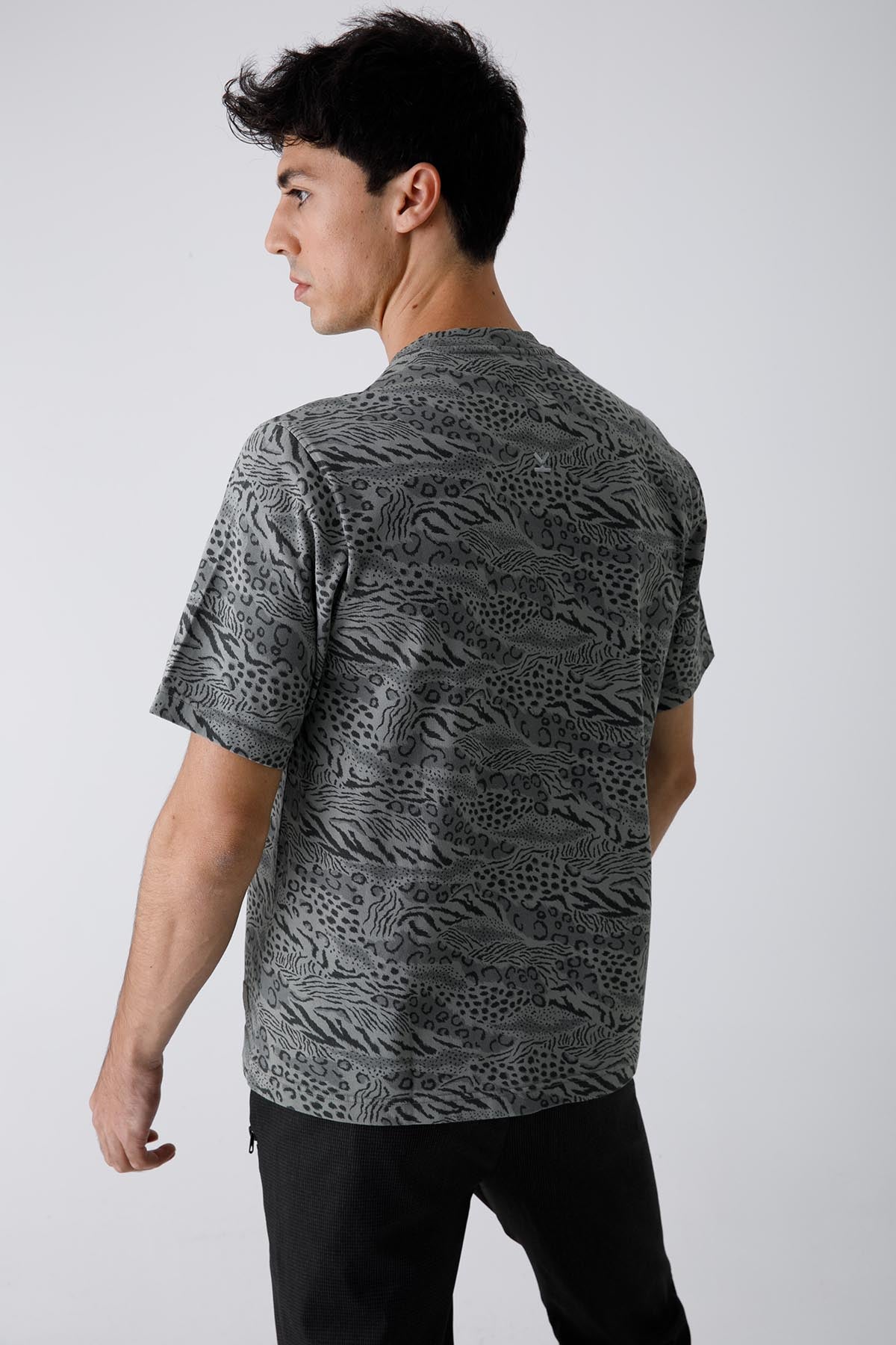 Kenzo Çita Desenli T-shirt-Libas Trendy Fashion Store