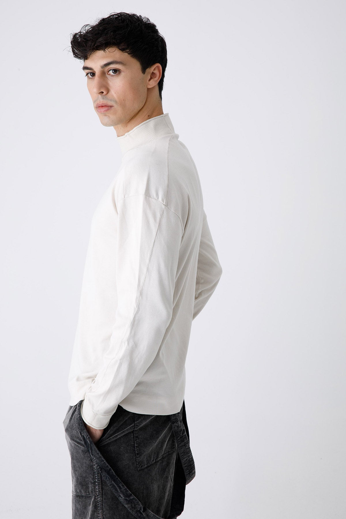 Transit Dik Yaka Uzun Kollu T-shirt-Libas Trendy Fashion Store