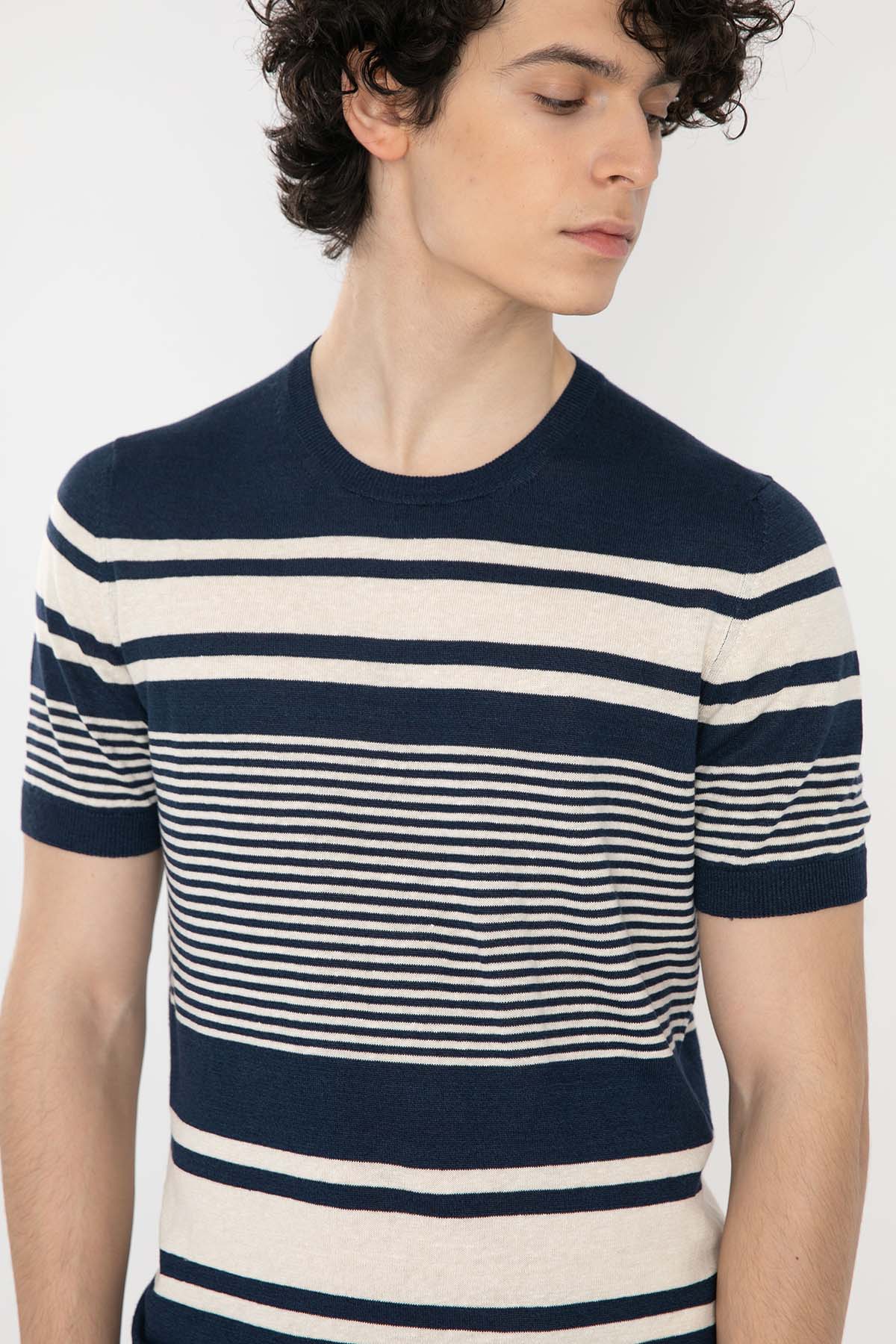 Gran Sasso Yuvarlak Yaka Keten Karışımlı Örme T-Shirt-Libas Trendy Fashion Store