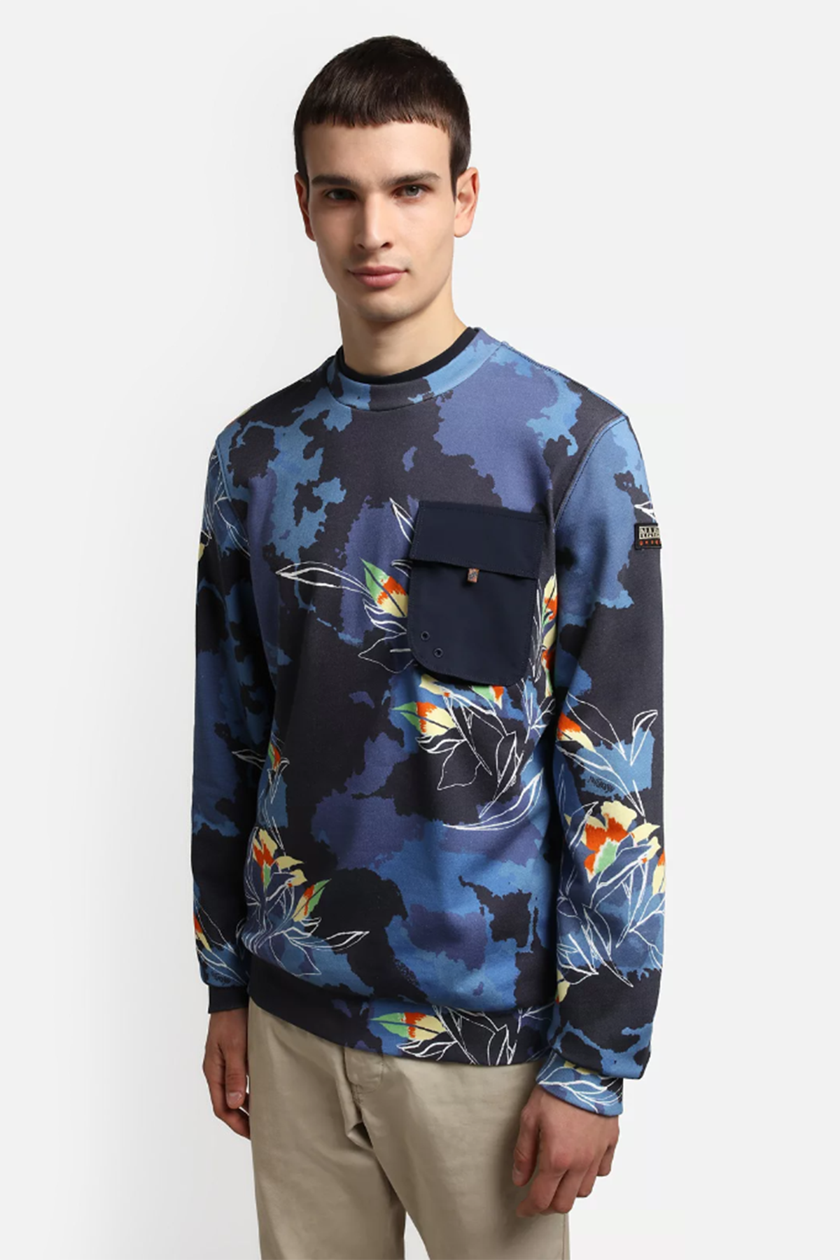 Napapijri Kapaklı Cep Detaylı Kamuflaj Desenli Sweatshirt-Libas Trendy Fashion Store